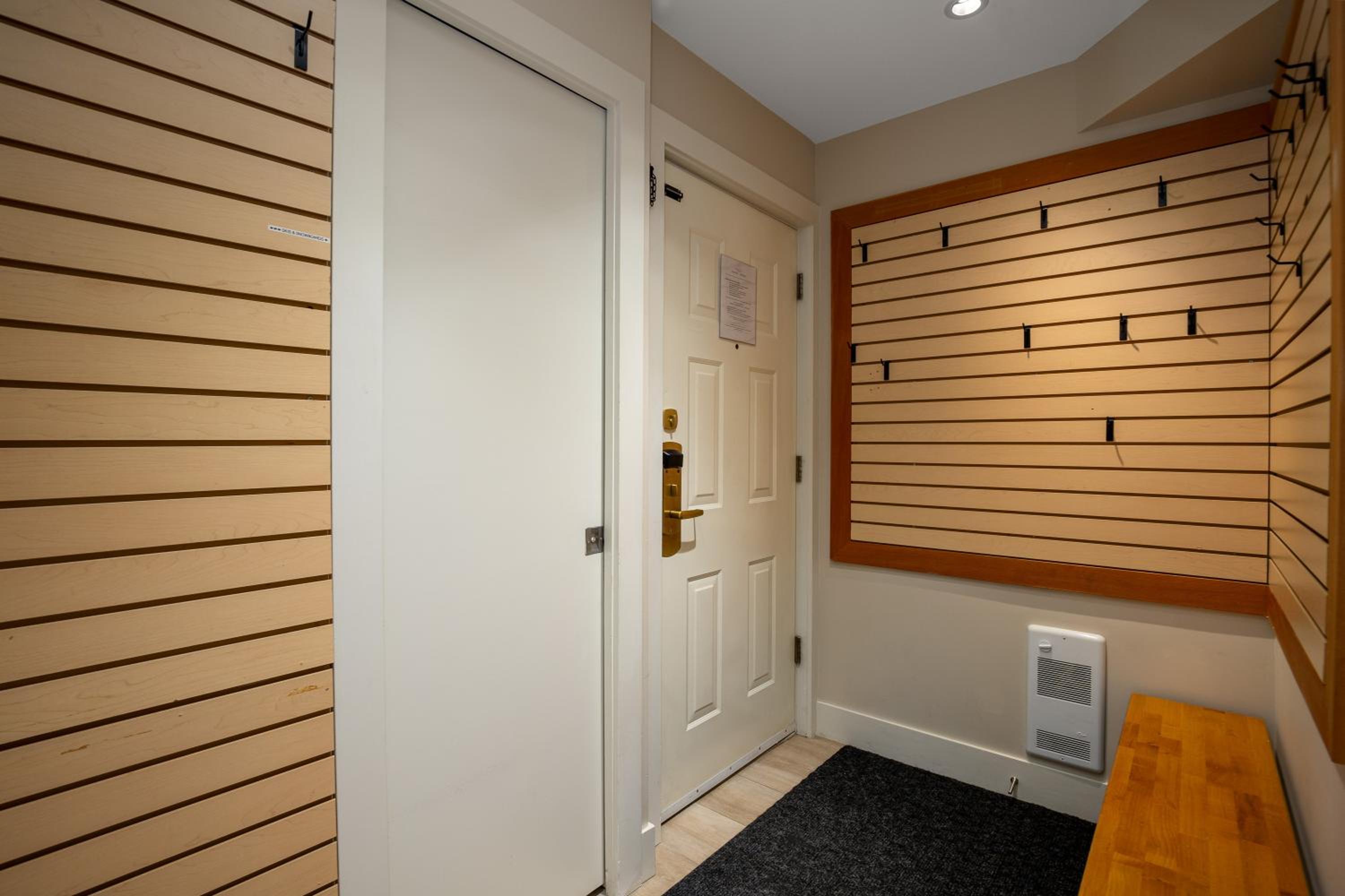 1BR plus Two Dens in The Gables, Epic Location Near Gondolas, Private Balcony, Fireplace, Parking