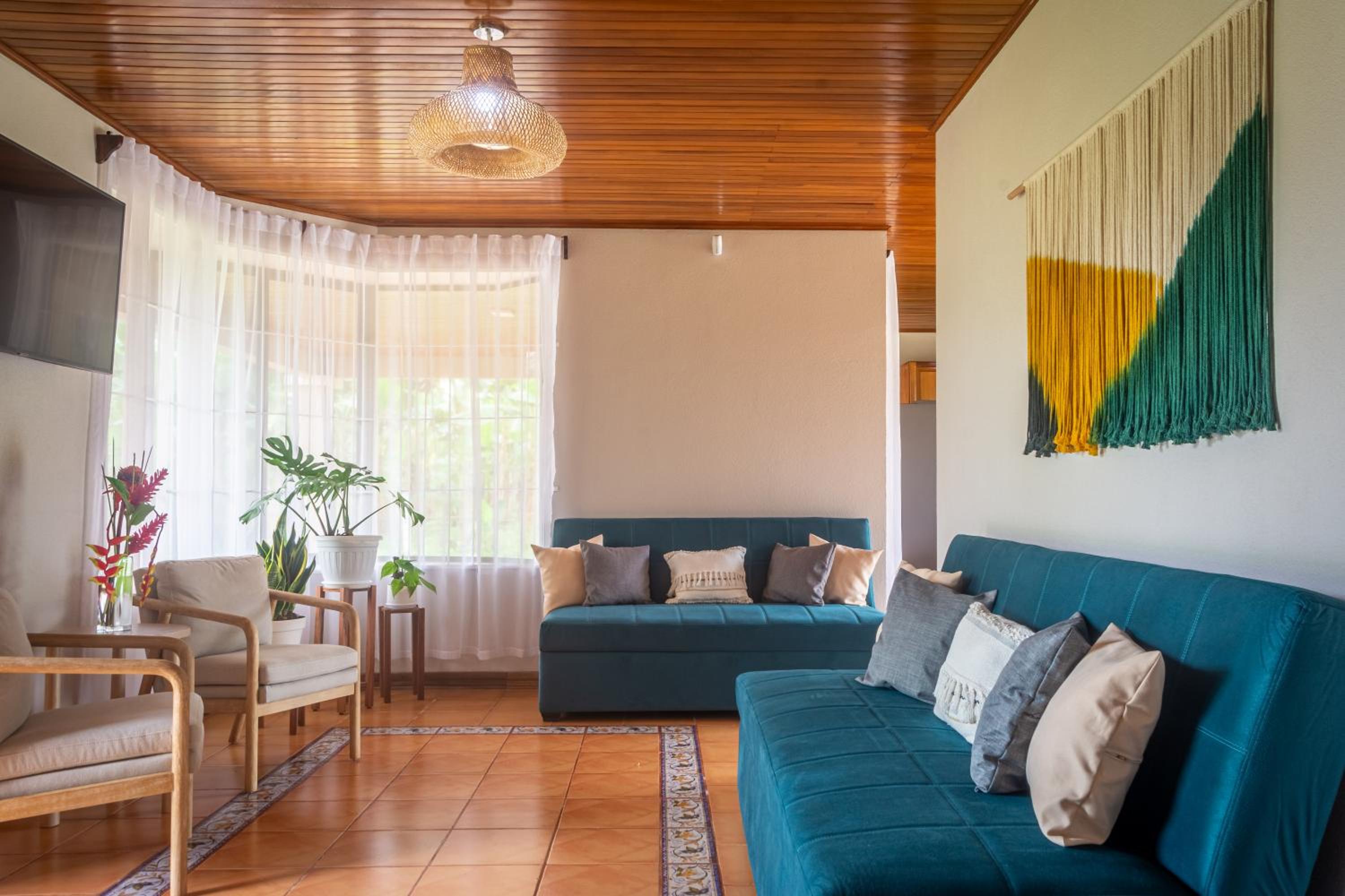 Casa Roble Fortuna