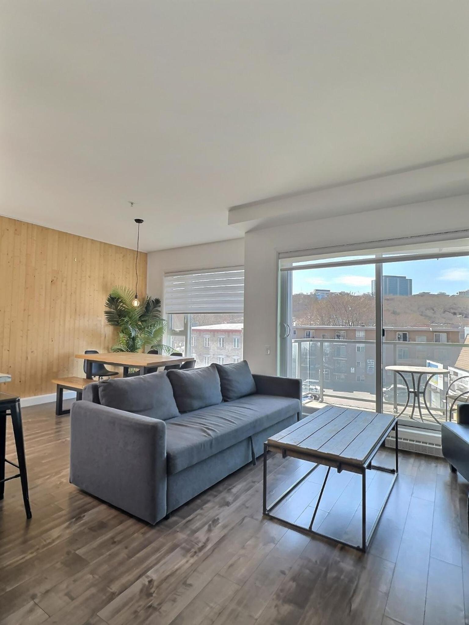 Balcons sur la ville
