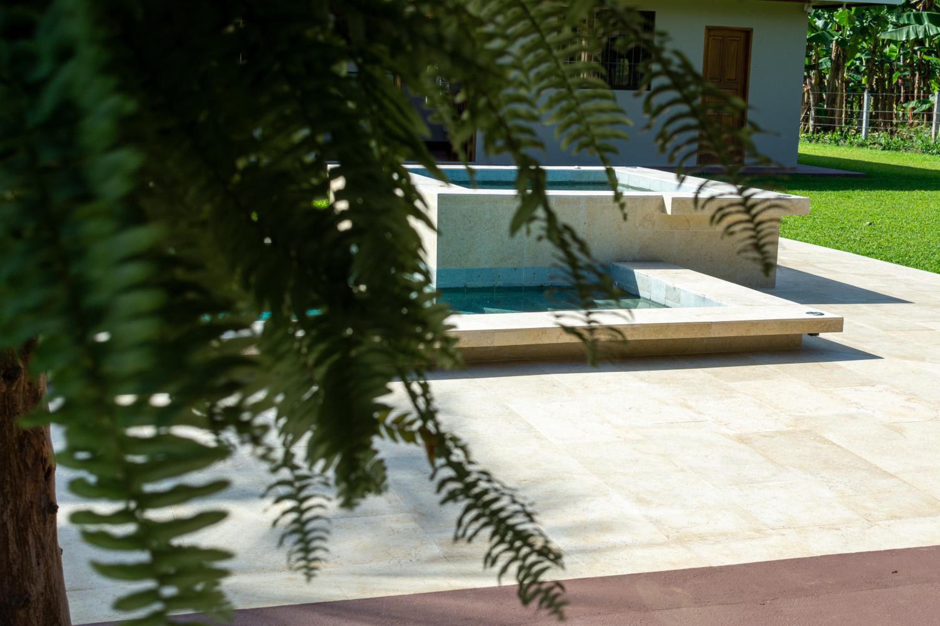 Casa Roble Fortuna
