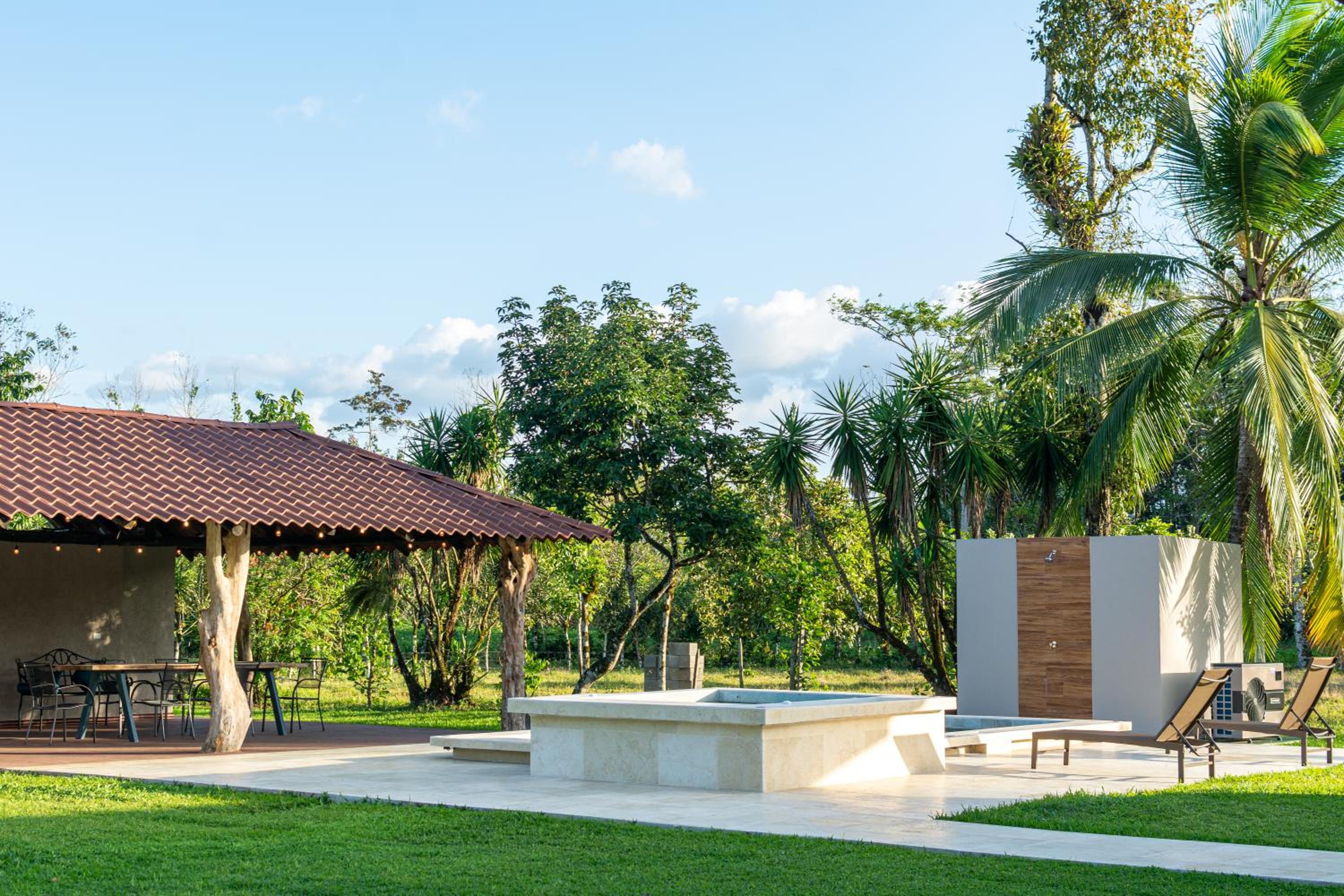 Casa Roble Fortuna
