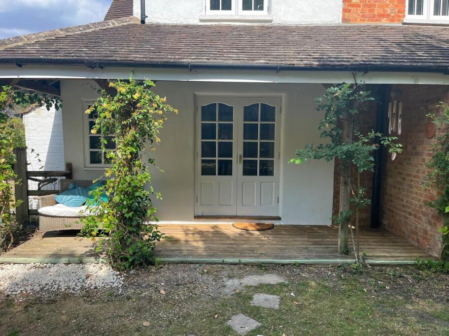The Cottage, Marlow