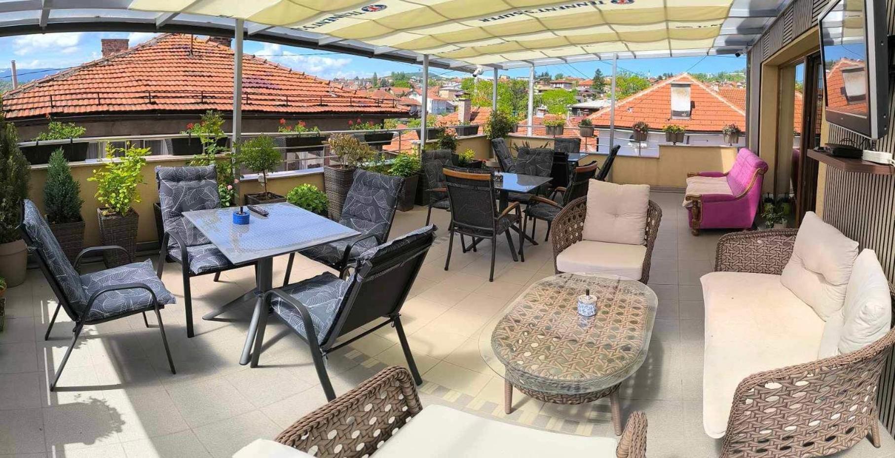 ĆIRO HOTEL -free parking
