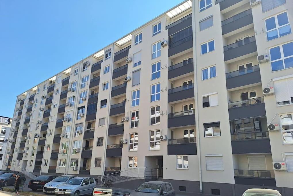 MINT Apartment