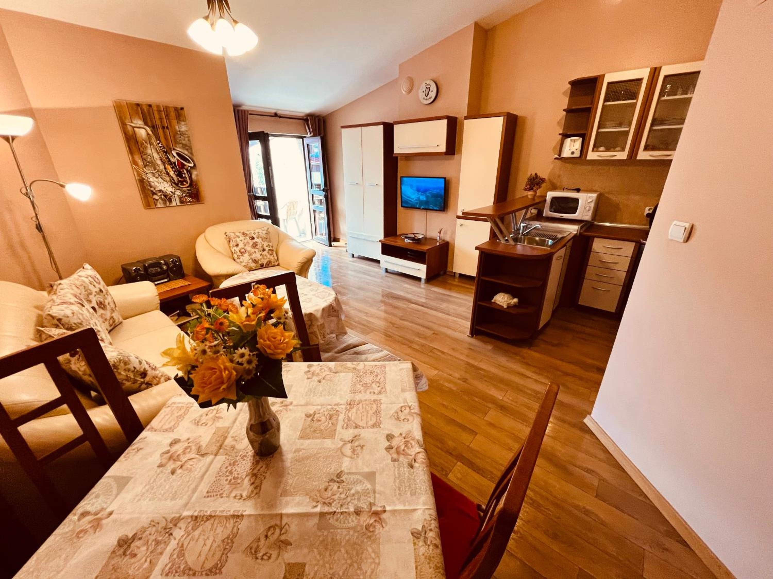 Marina Apartment - Mountain View