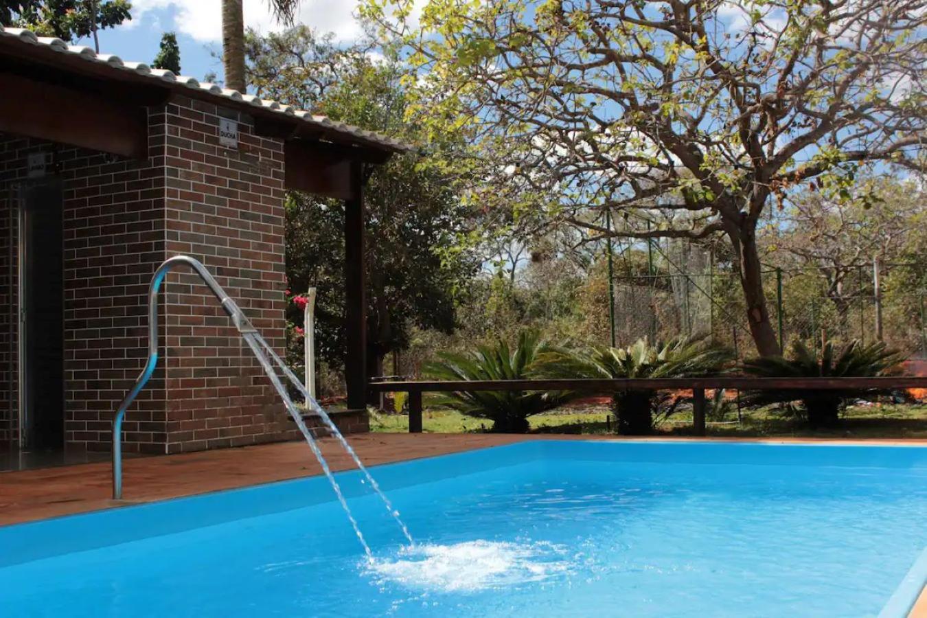 Casa na fazenda inteira ou quartos individuais no Hostel Recanto da Felicidade Paraopeba