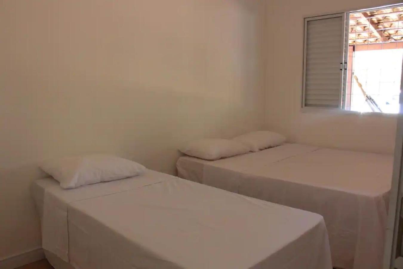 Casa na fazenda inteira ou quartos individuais no Hostel Recanto da Felicidade Paraopeba