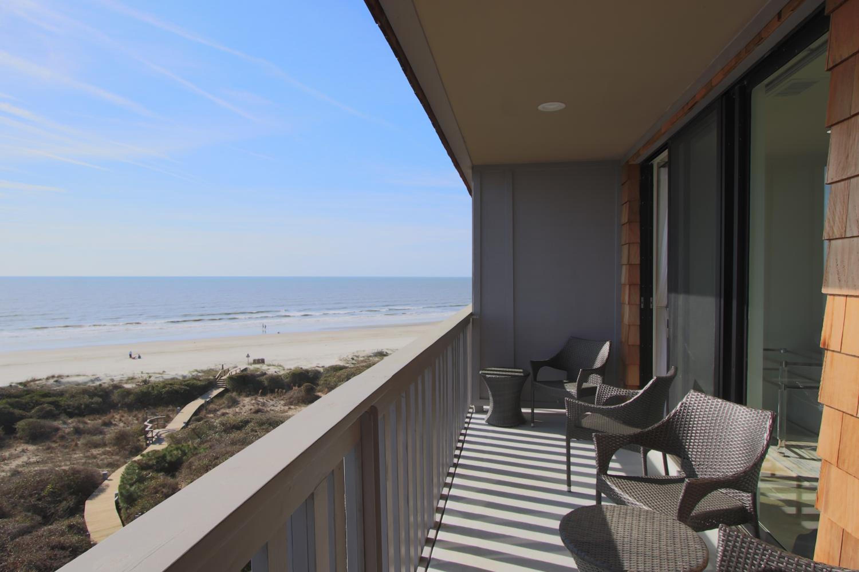 2473 Shipwatch Oceanfront Villa view 2