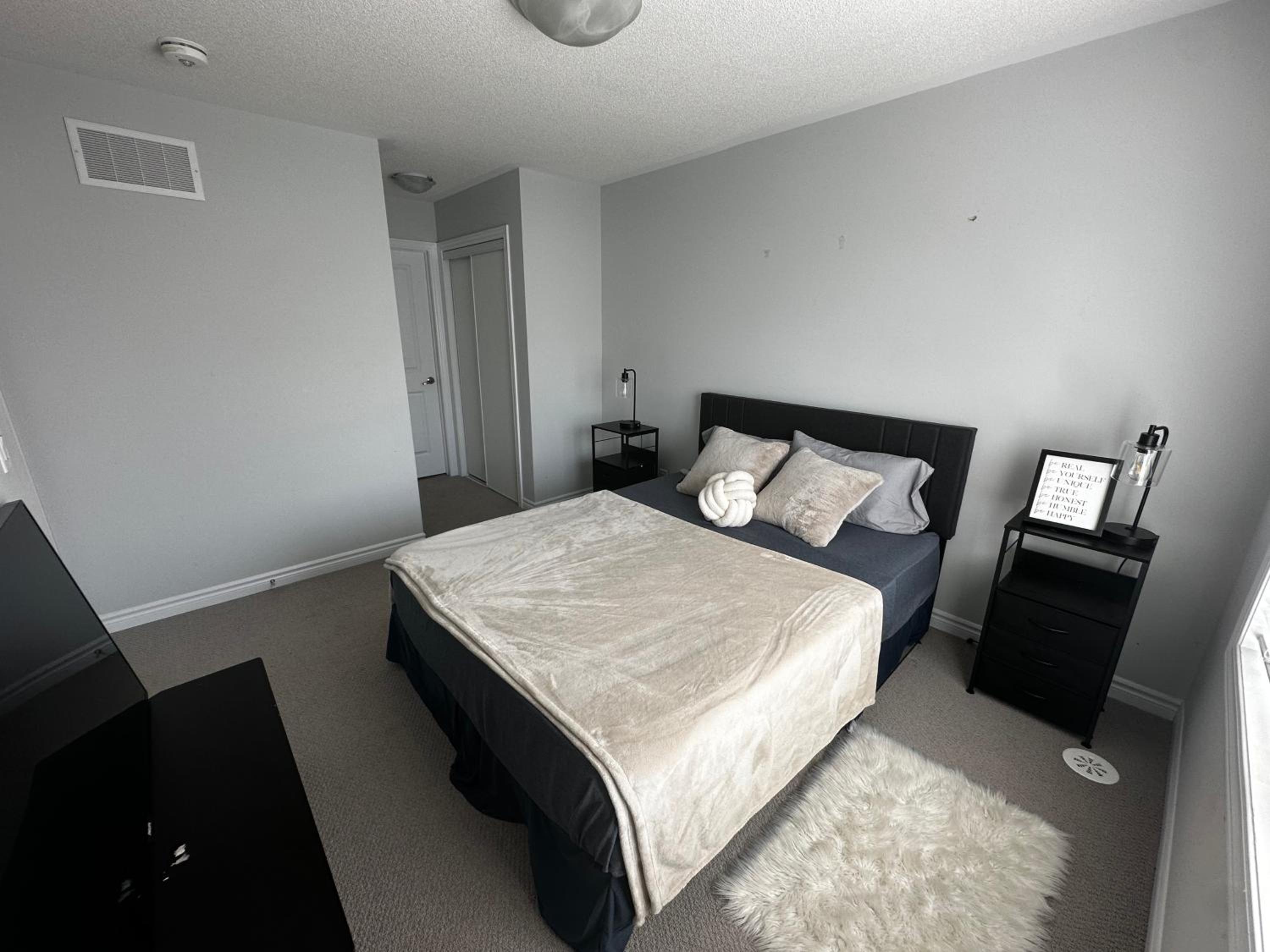 Cozy Whitby Retreat