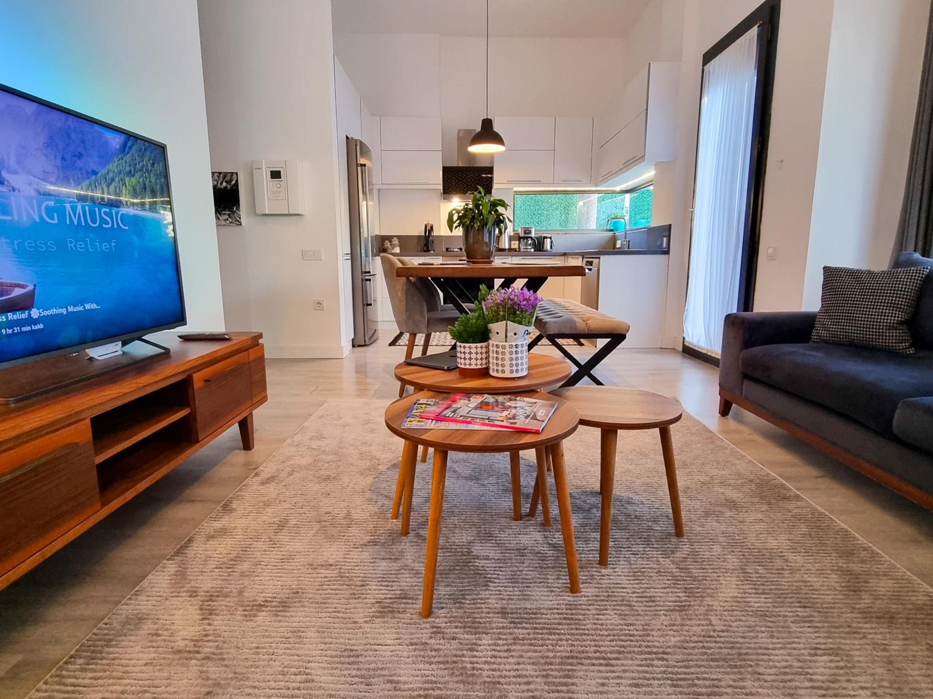 Suelo Flat Villa view 3