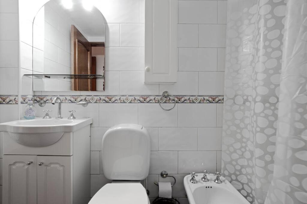 Lindísimo y tradicional duplex en complejo privado