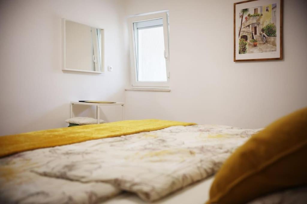 Cozy Apartment Iva with Private Garden view 4