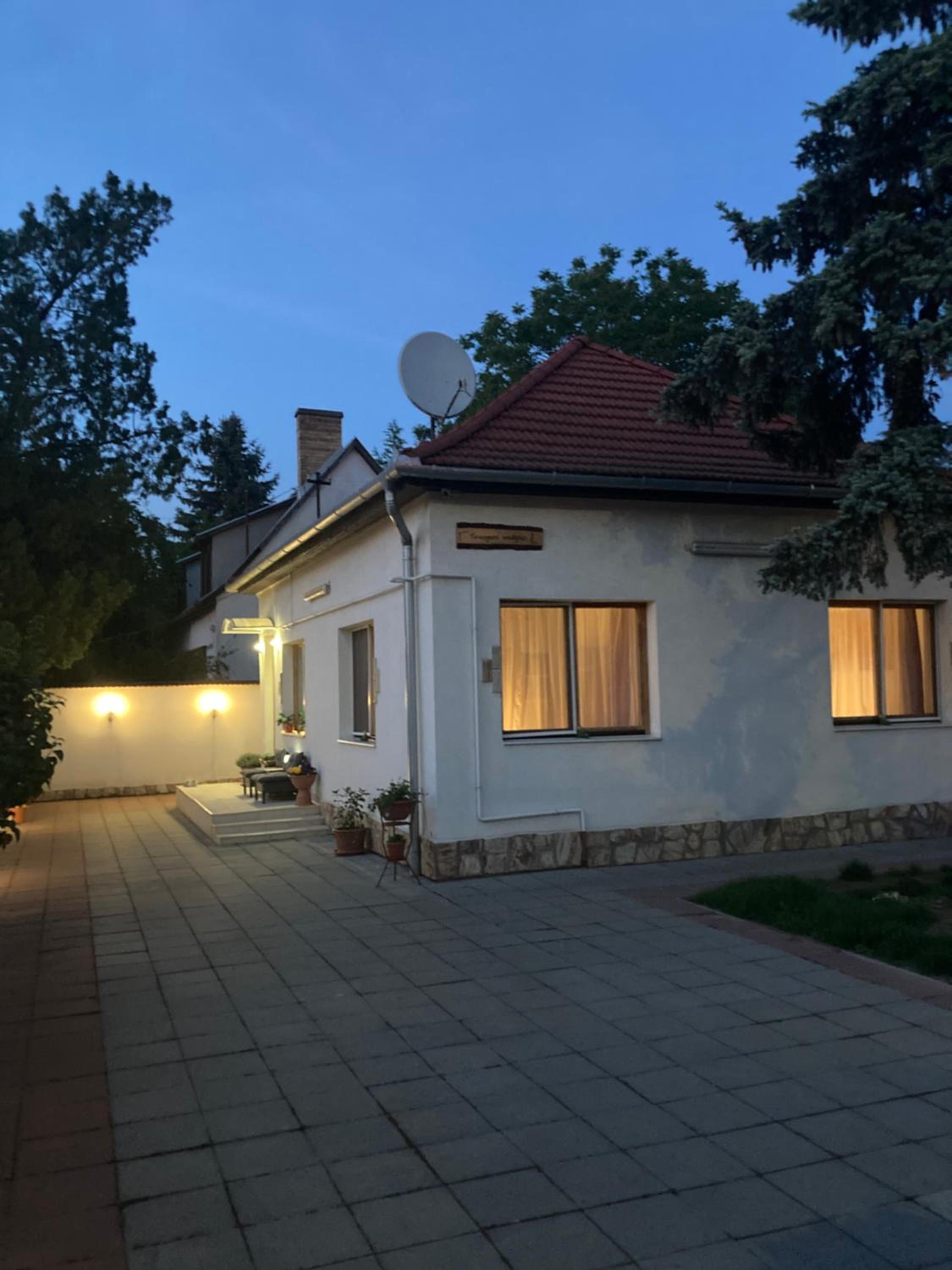 Tavaszpart Vendégház