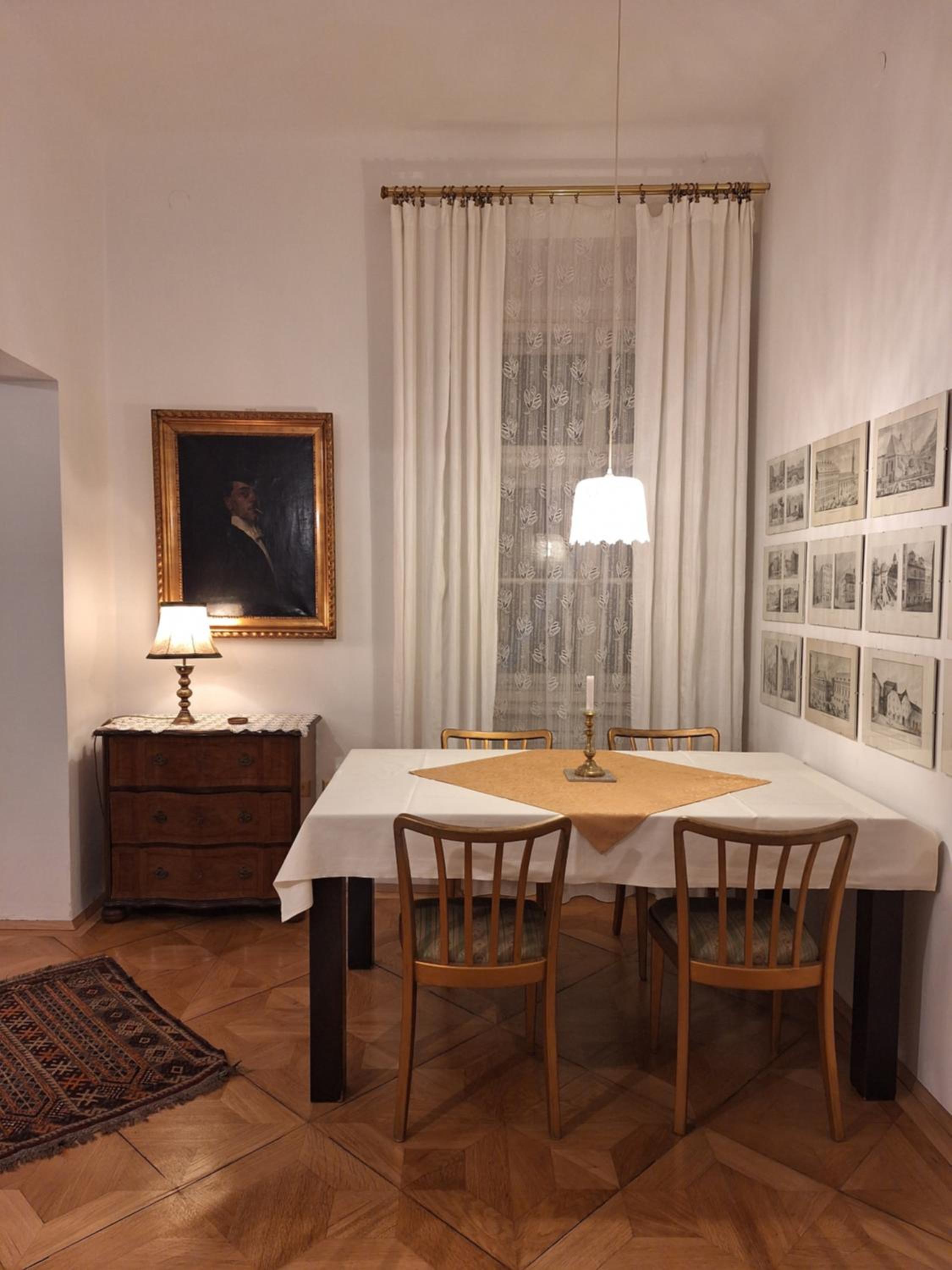 Apartment Altwien