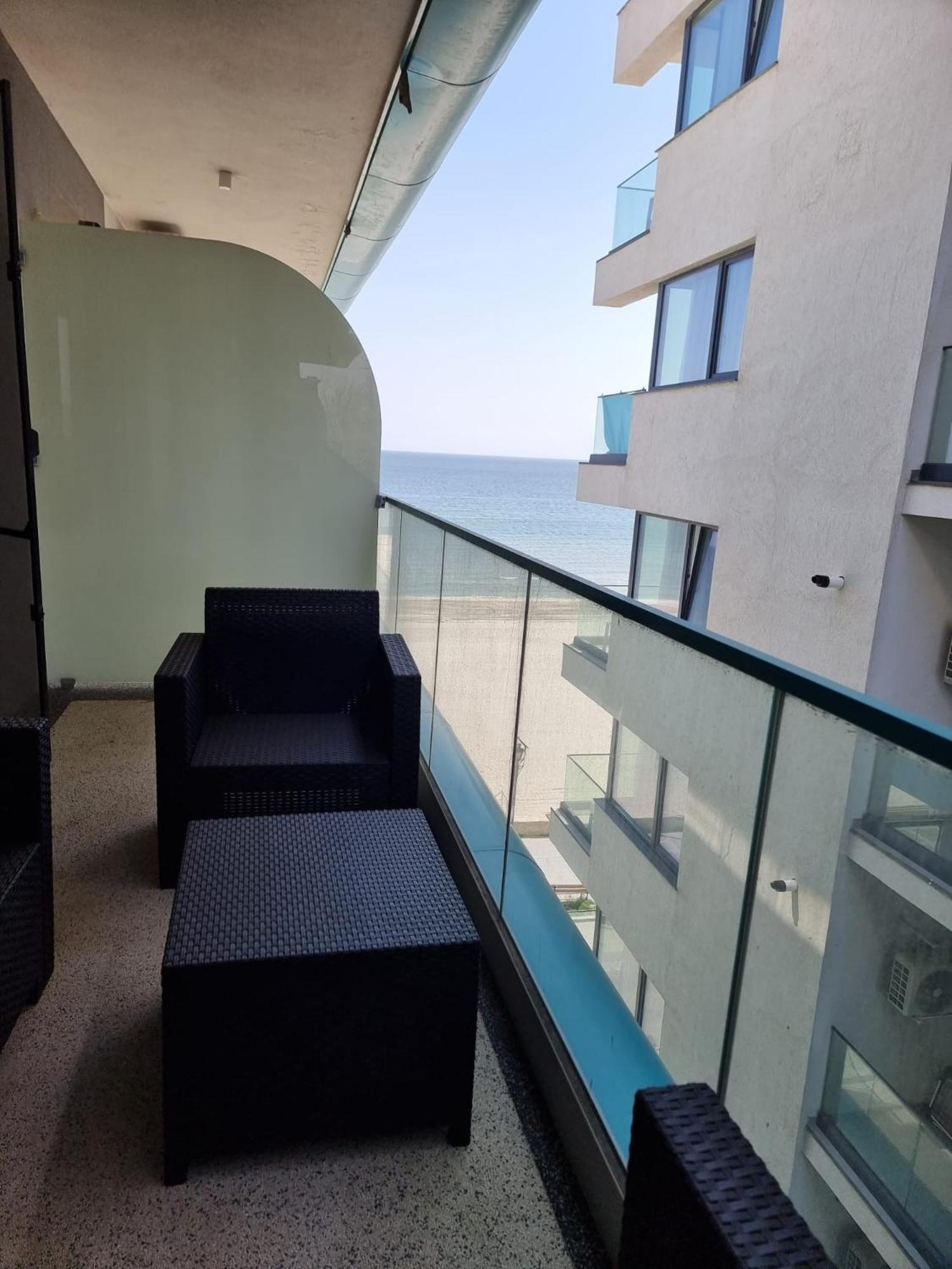 Sara - Endless Summer Mamaia Nord Apartaments