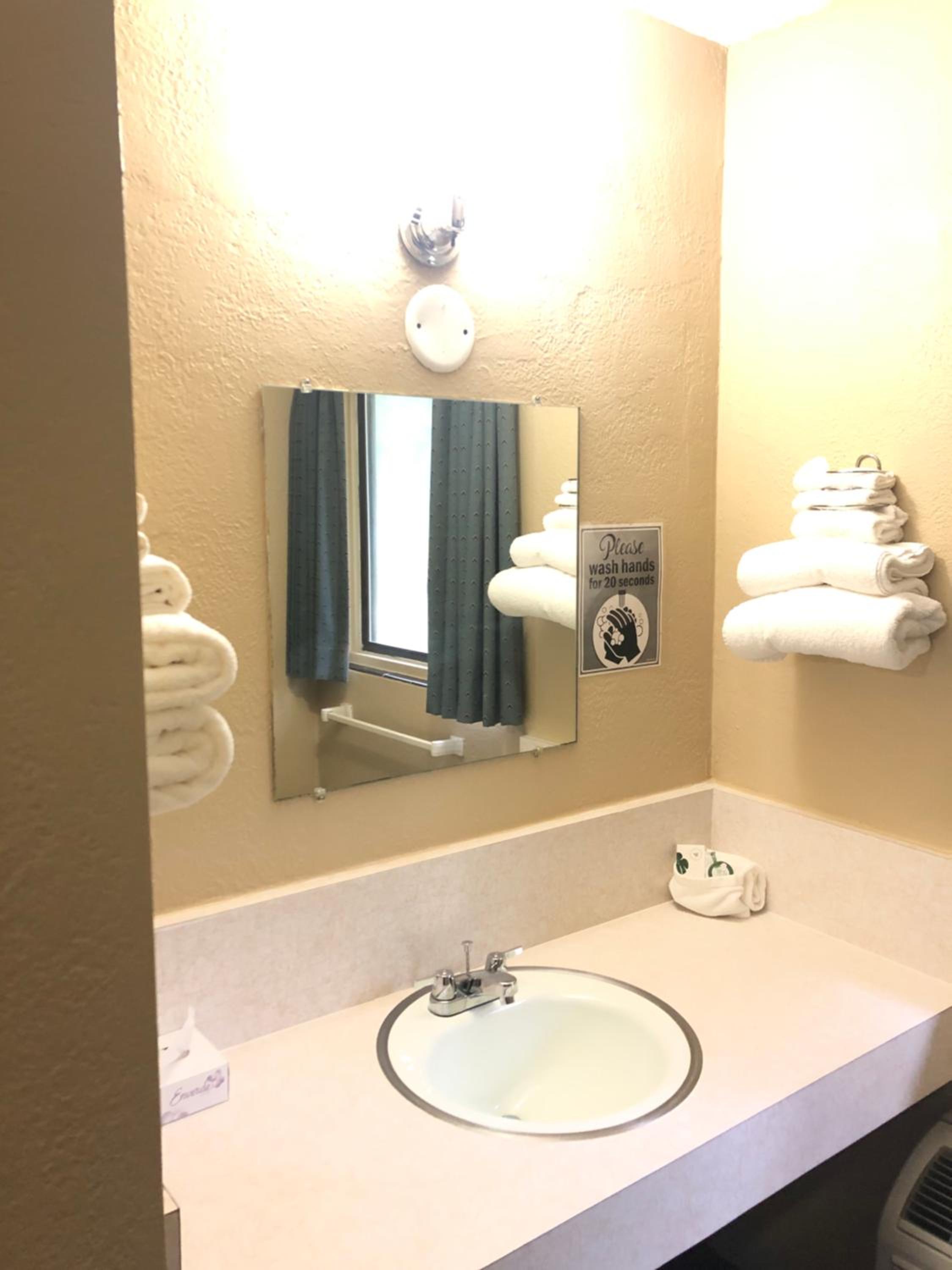 Laurel Park Inn