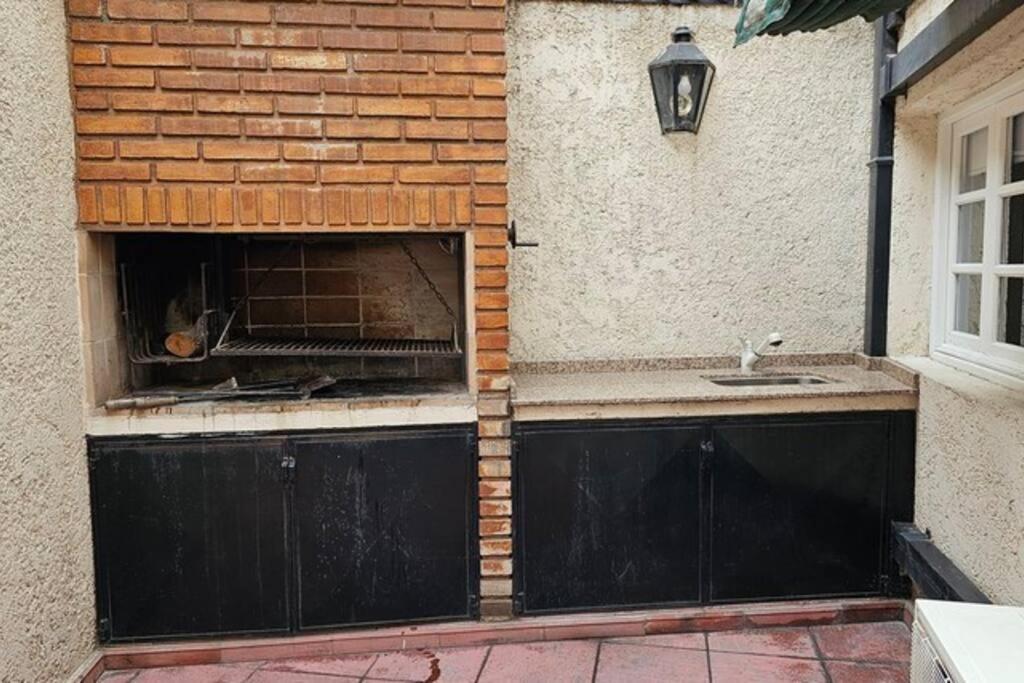La mejor ubicación con patio y parrilla