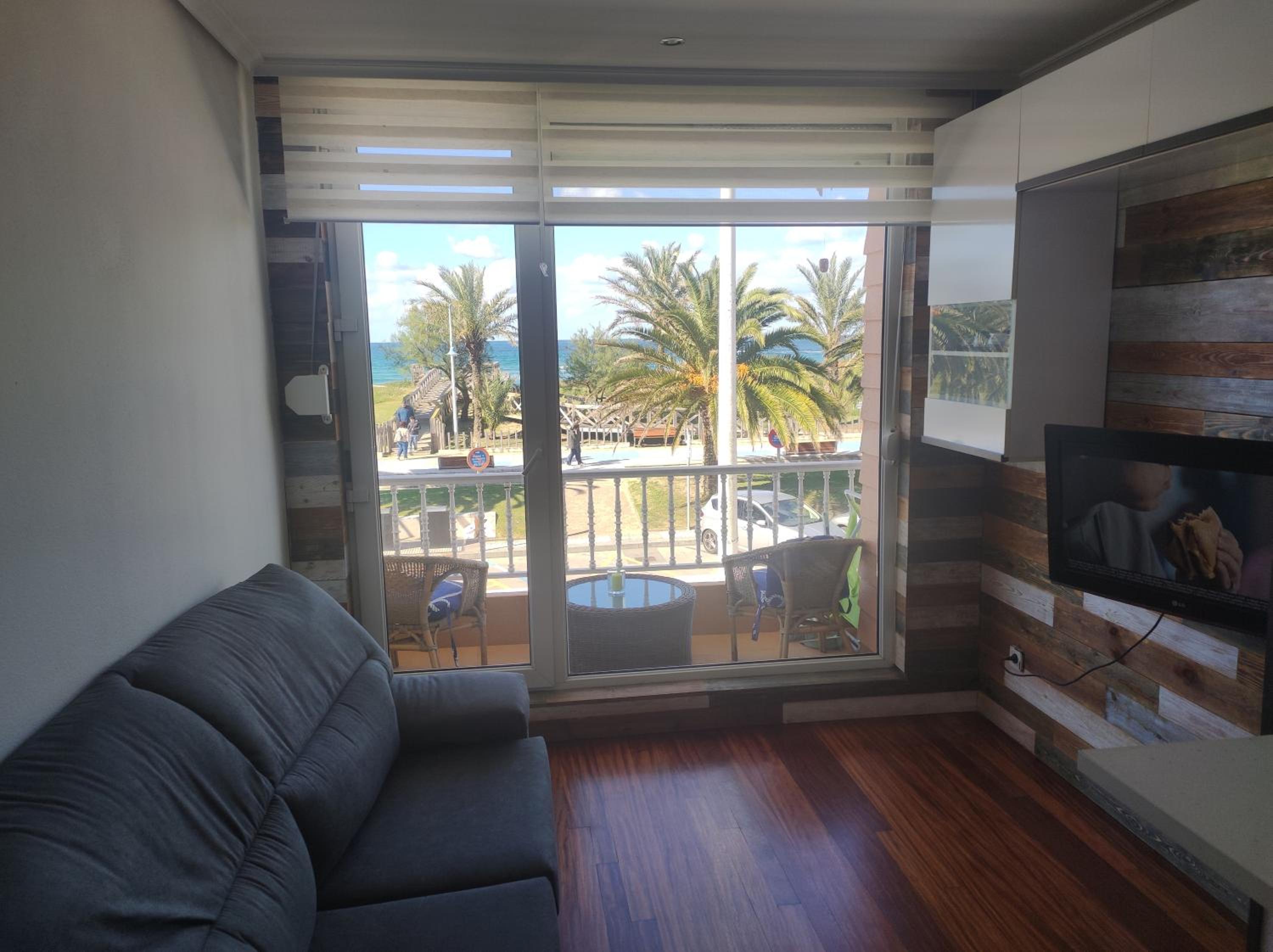 APARTAMENTO EN LINEA DE PLAYA