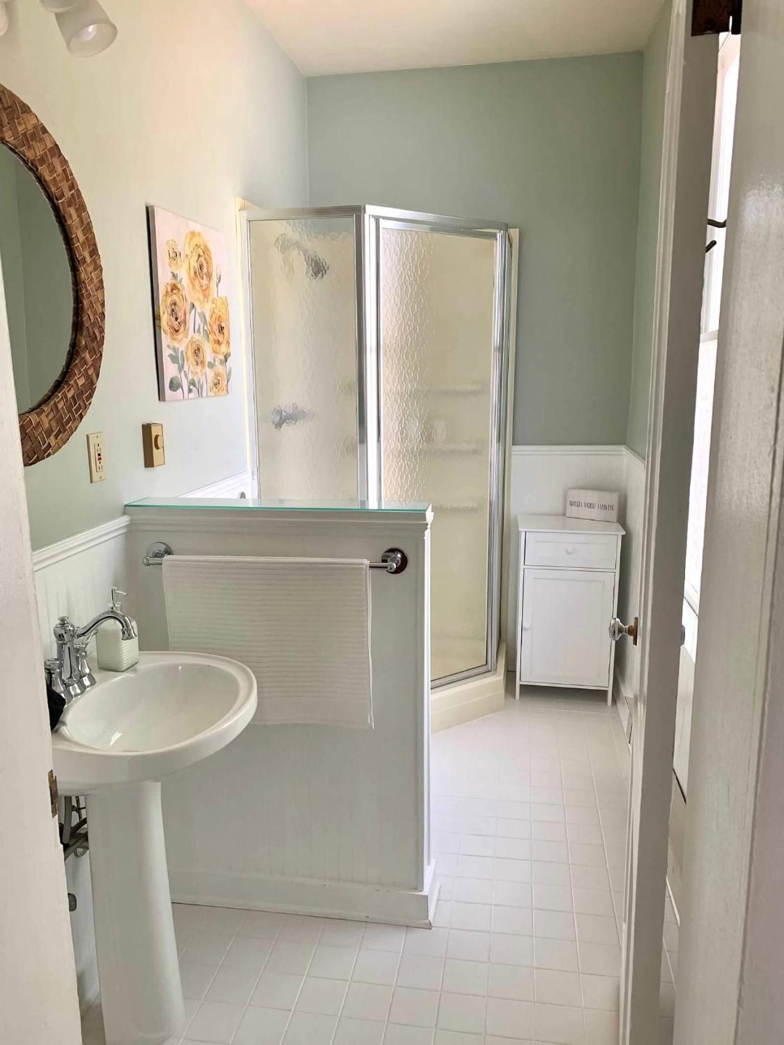 Kanab Vacations - The Mayor's Suite  The Historic Kanab Inn - Property Image 8