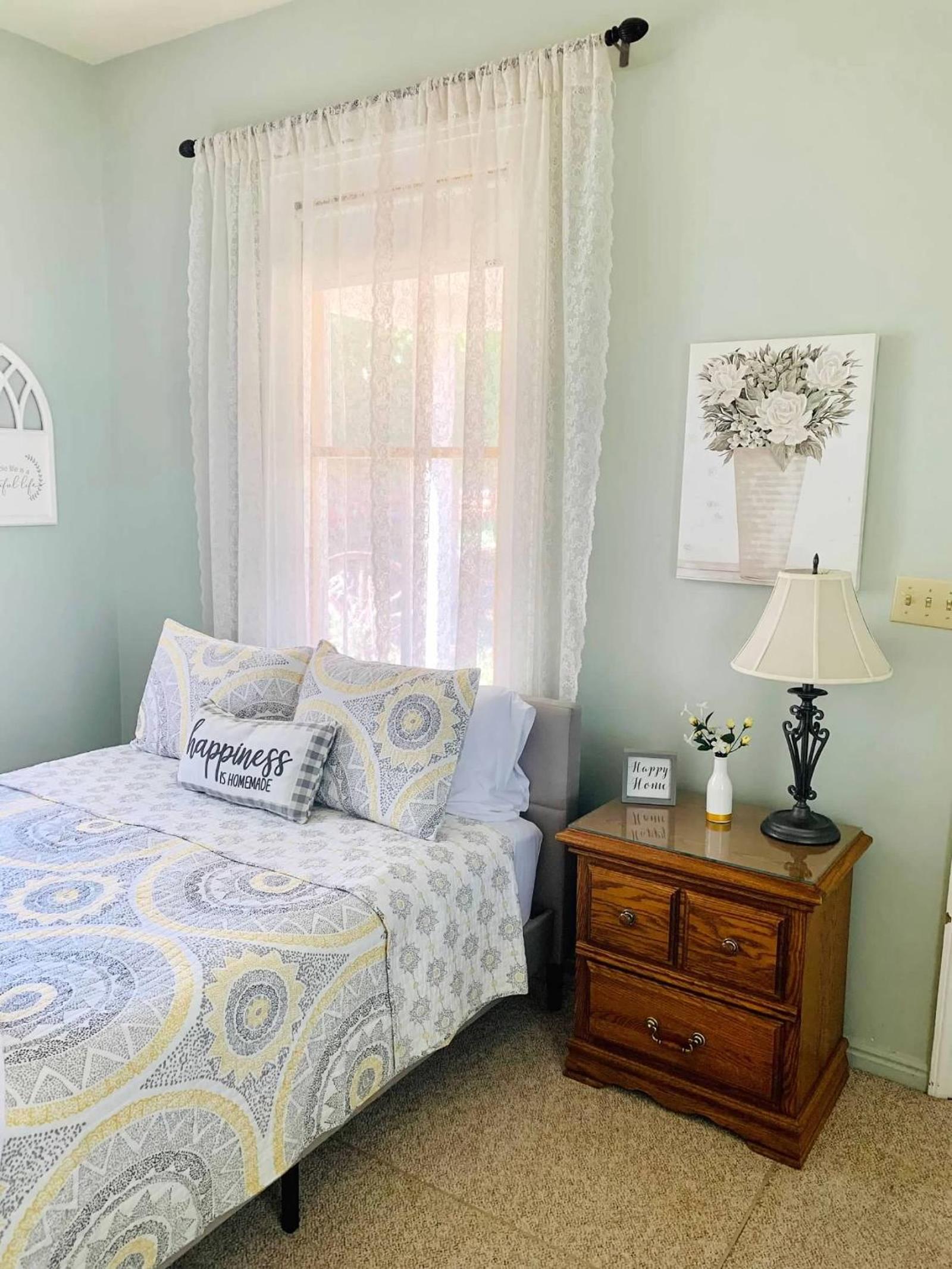 Kanab Vacations - The Mayor's Suite  The Historic Kanab Inn - Property Image 3