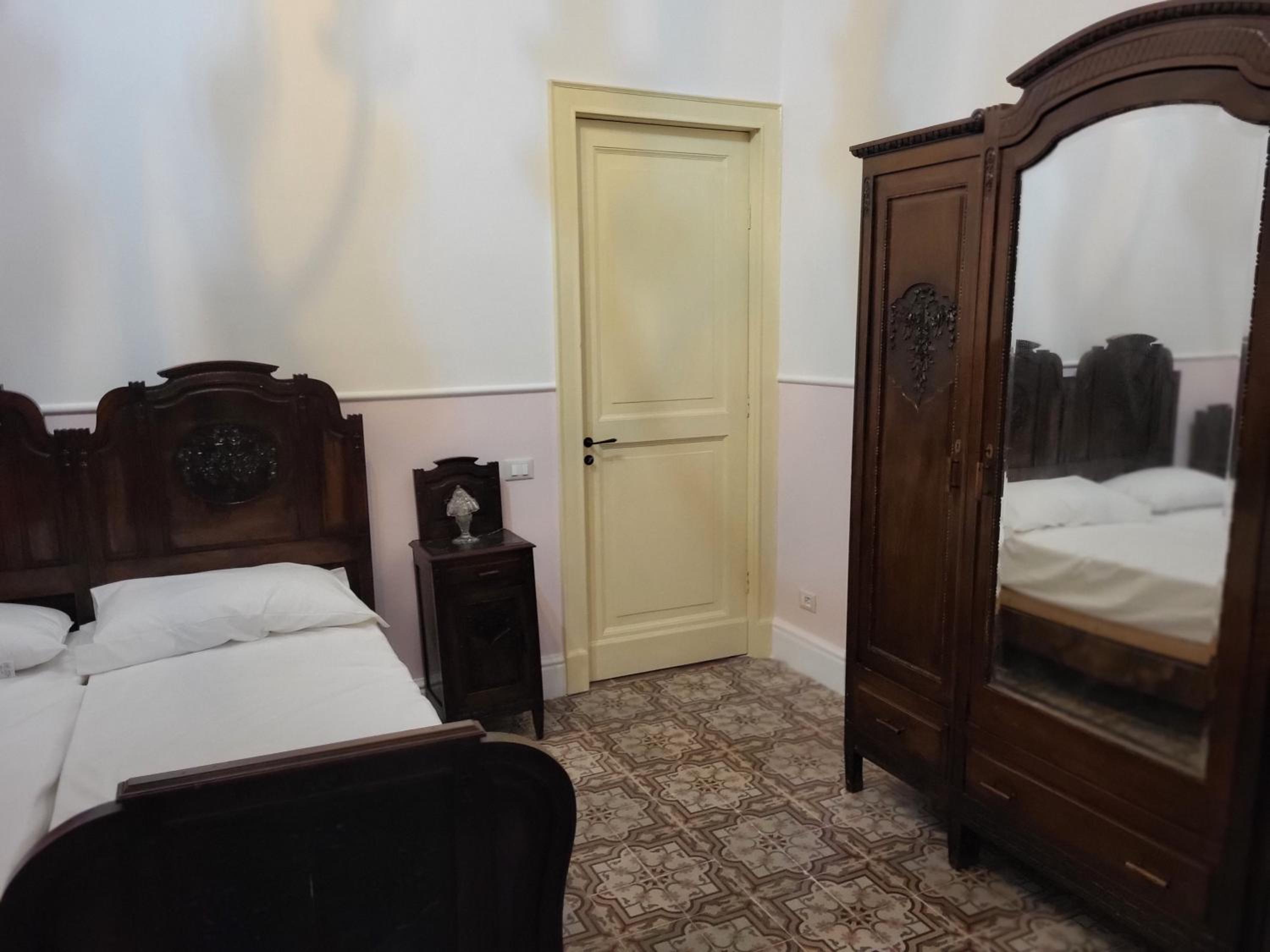 ART HOUSE VENUSIO Naples