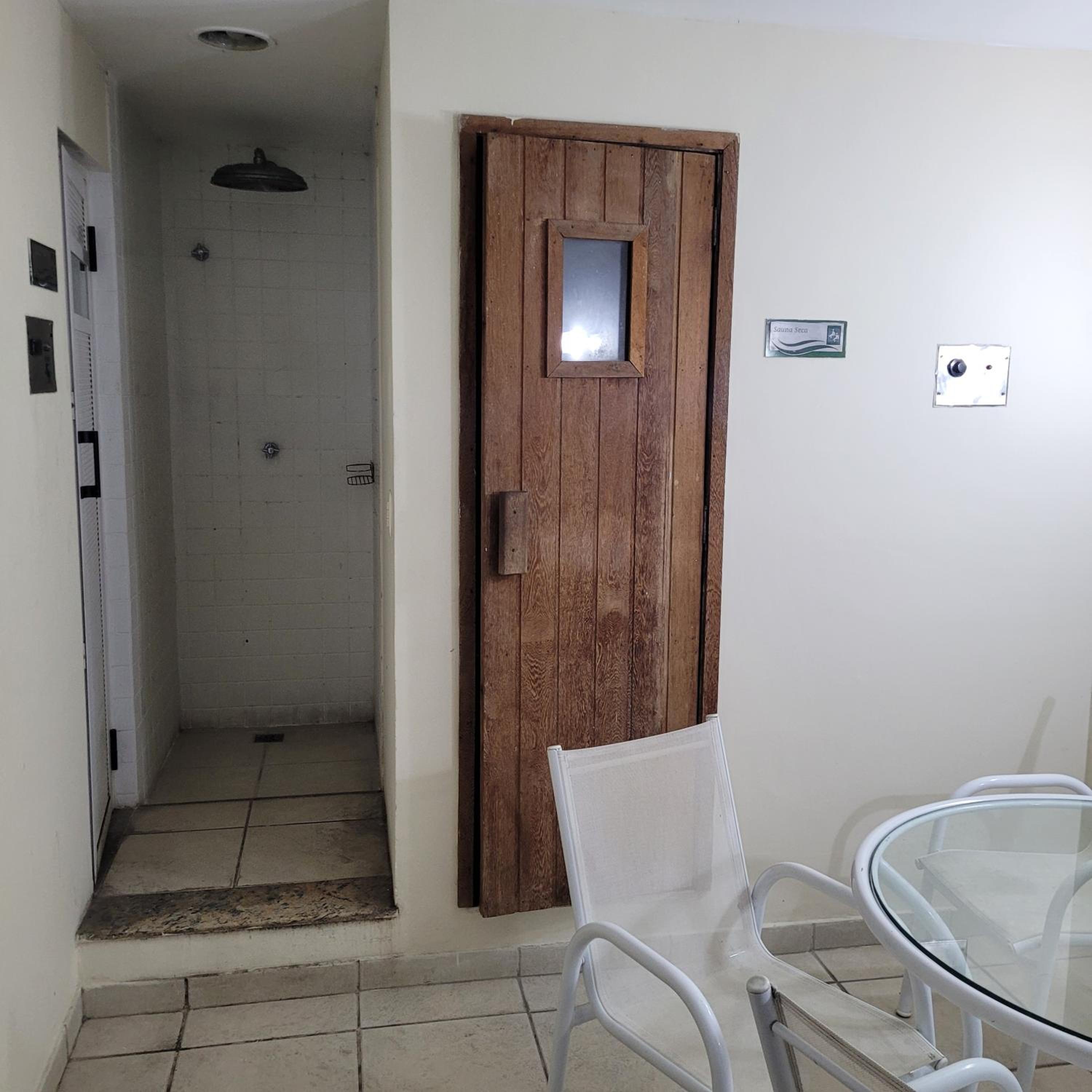 Saint Claire Residence 
