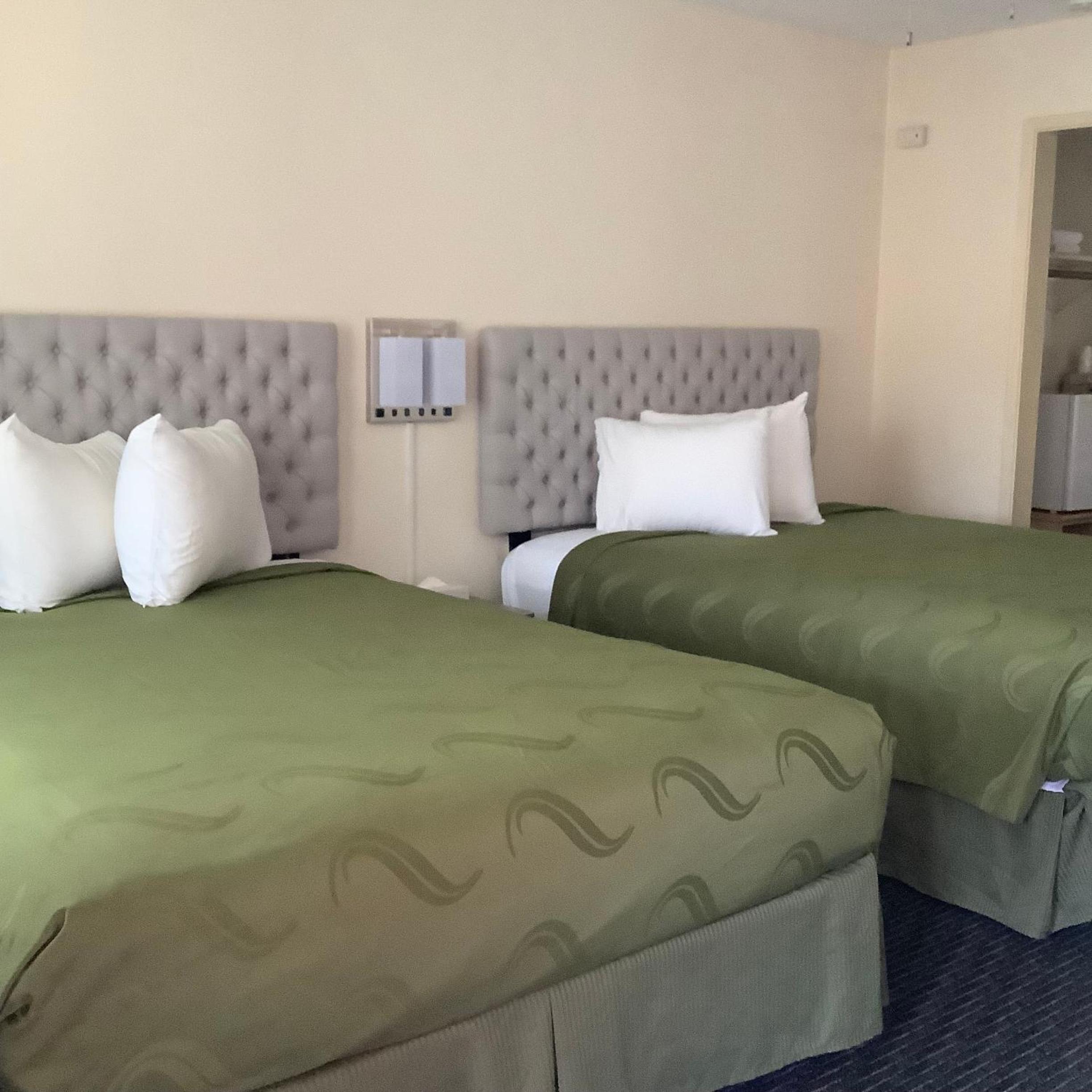 National 9 Motel view 2