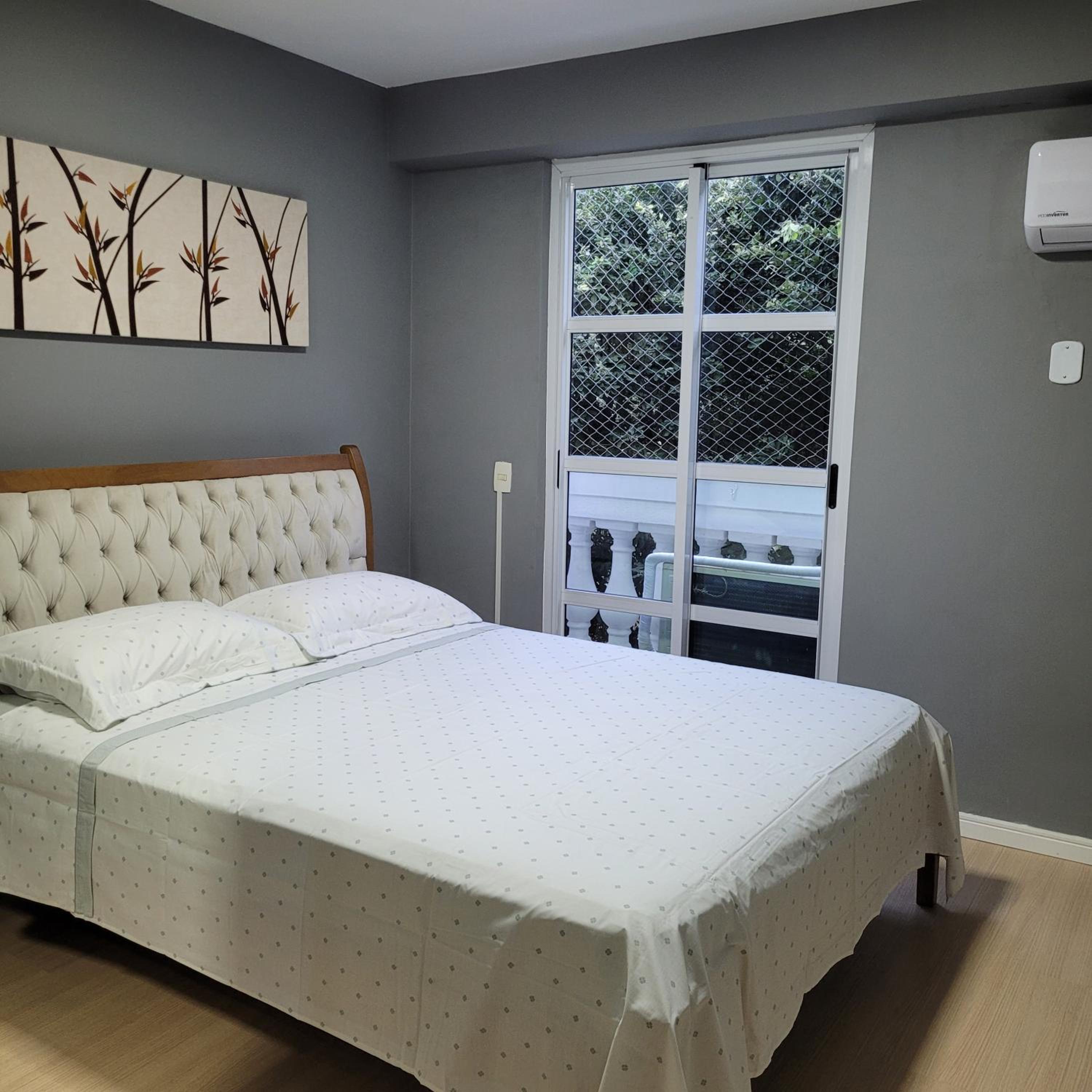 Saint Claire Residence 