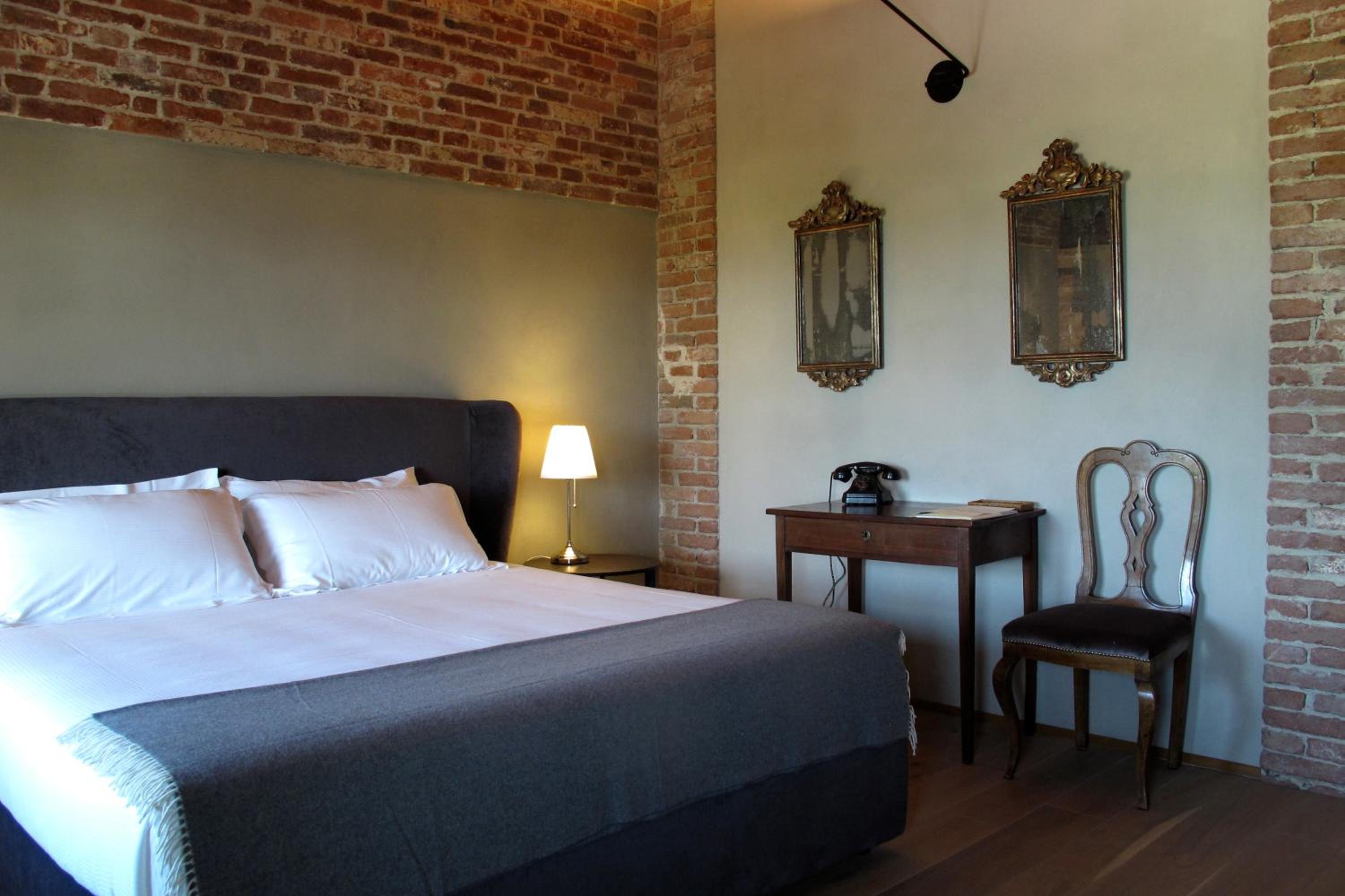 MiaClara Relais