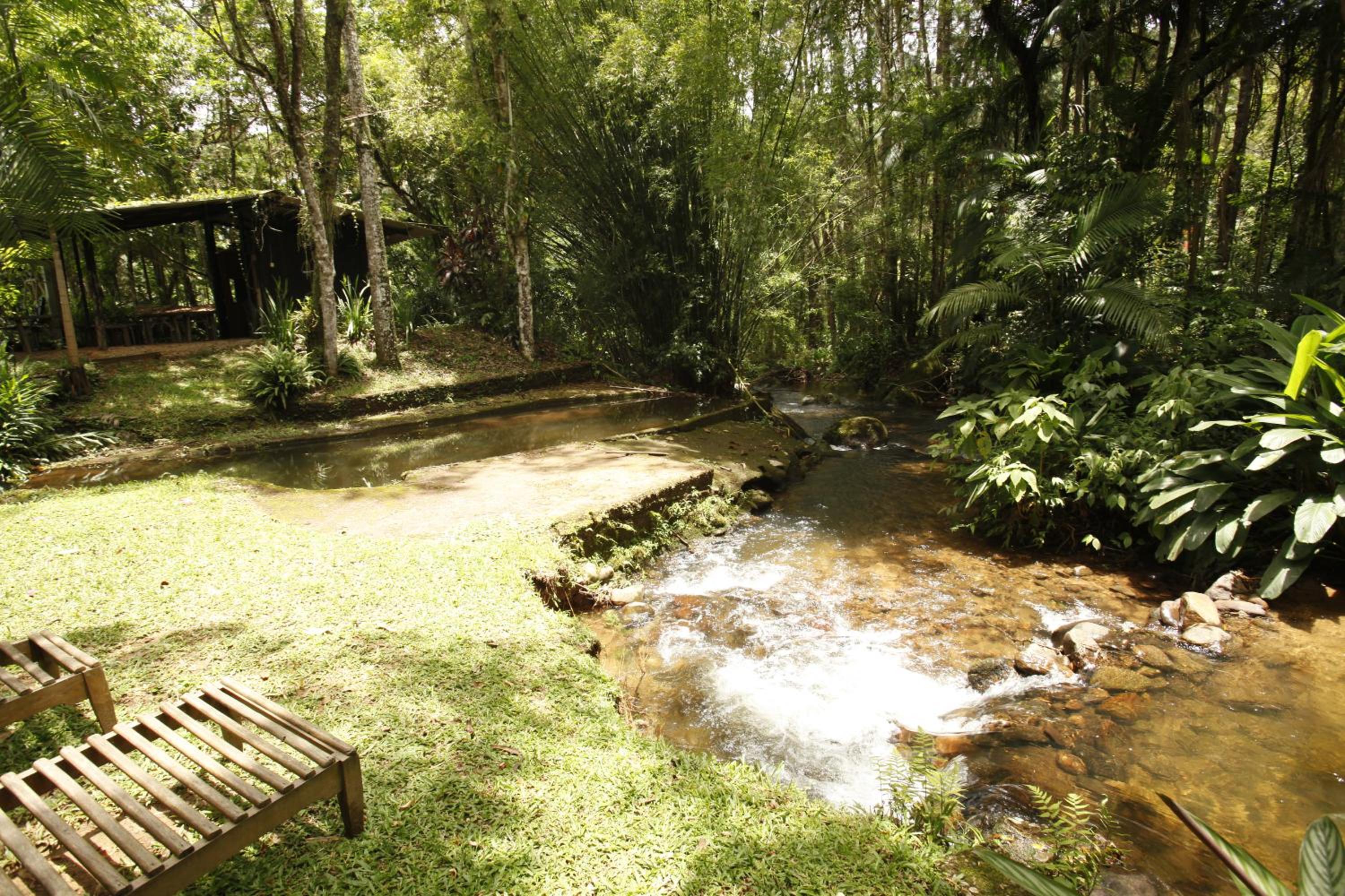 Apoena Chales da Ilha