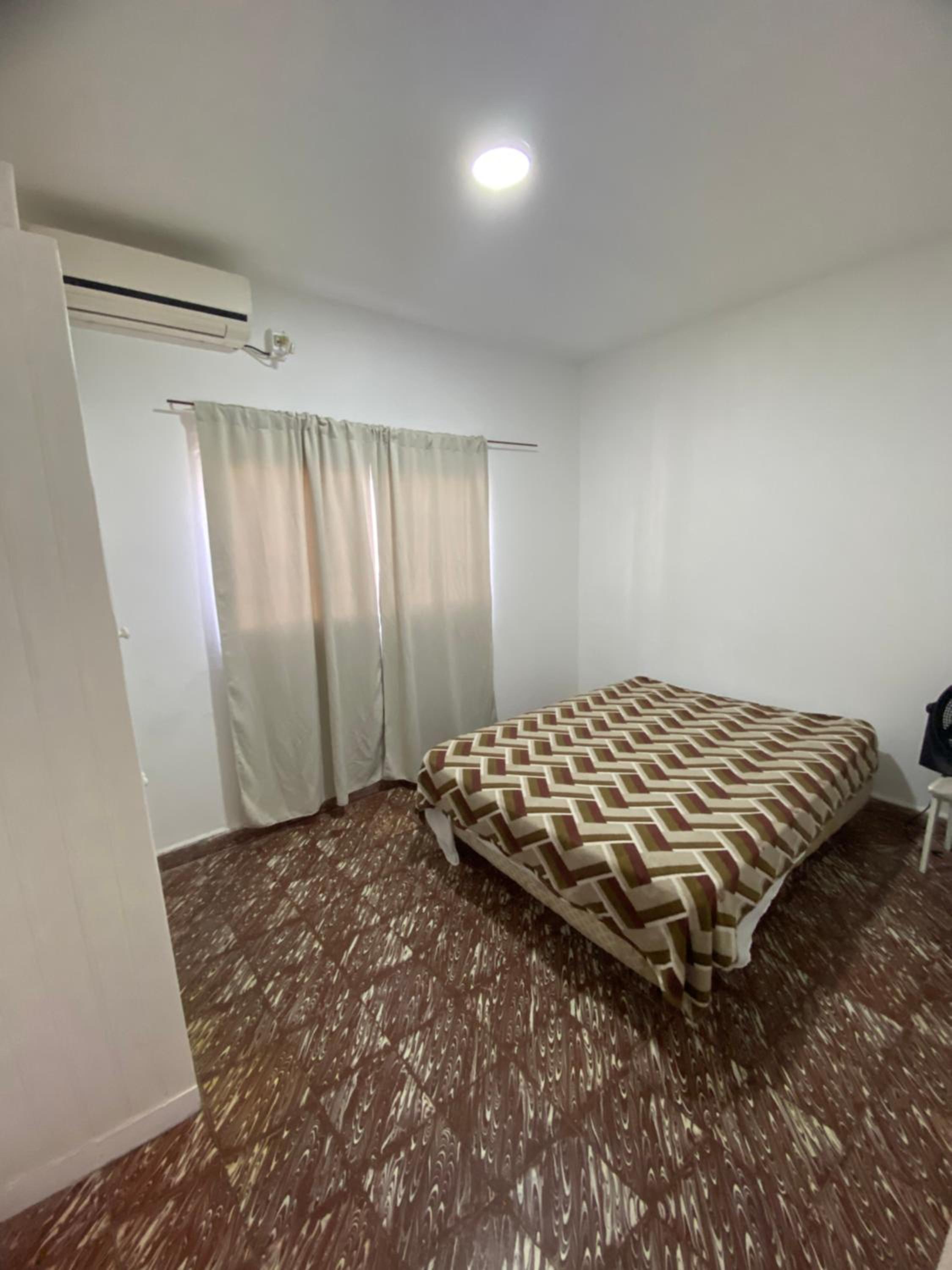 Casa a estrenar con cochera