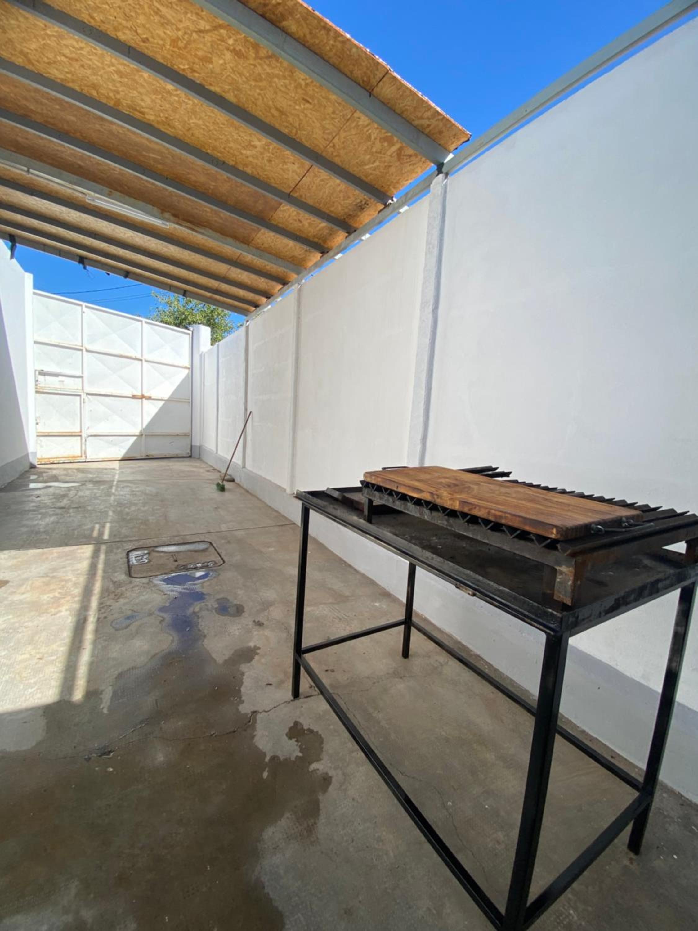 Casa a estrenar con cochera