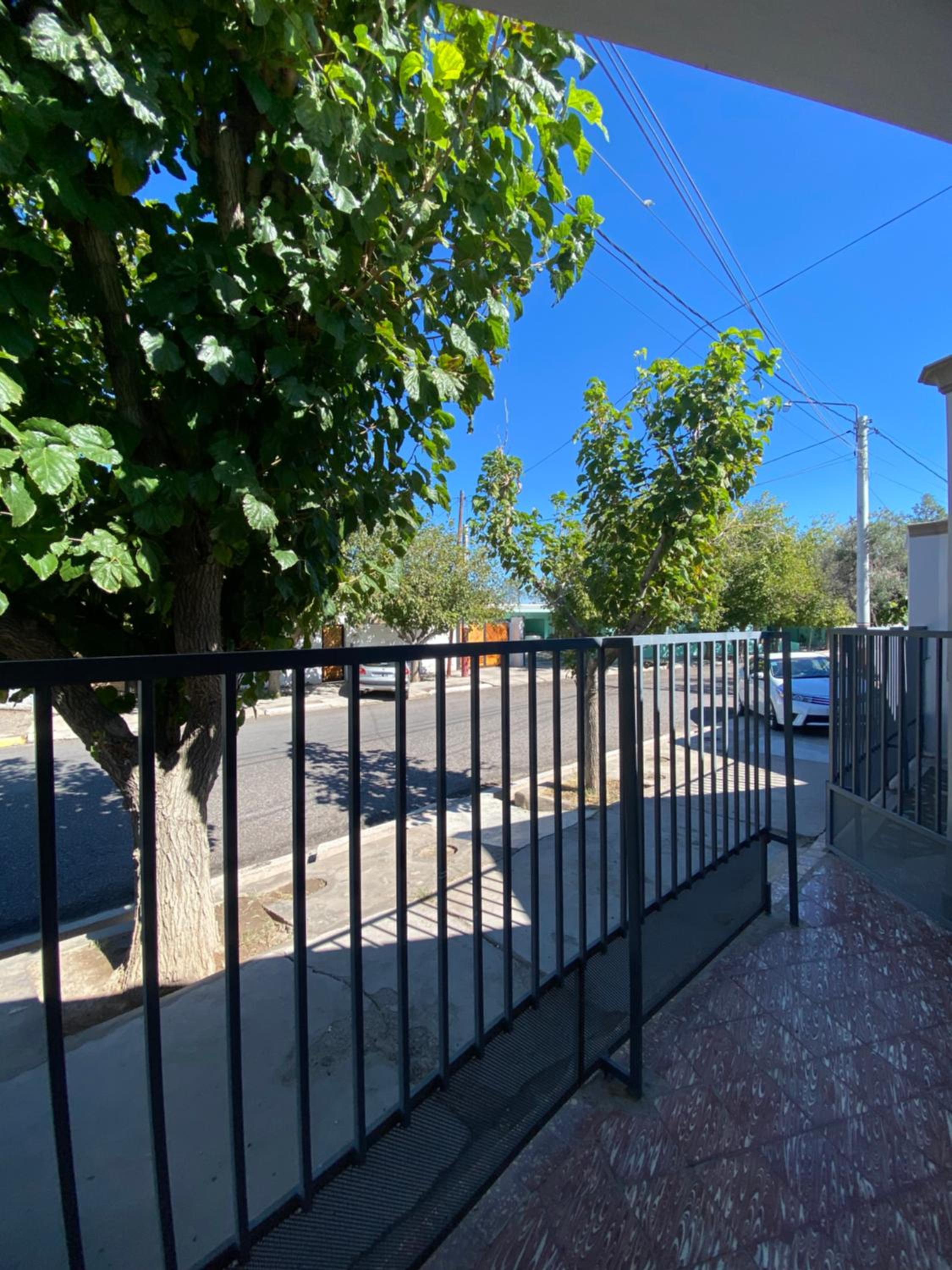 Casa a estrenar con cochera