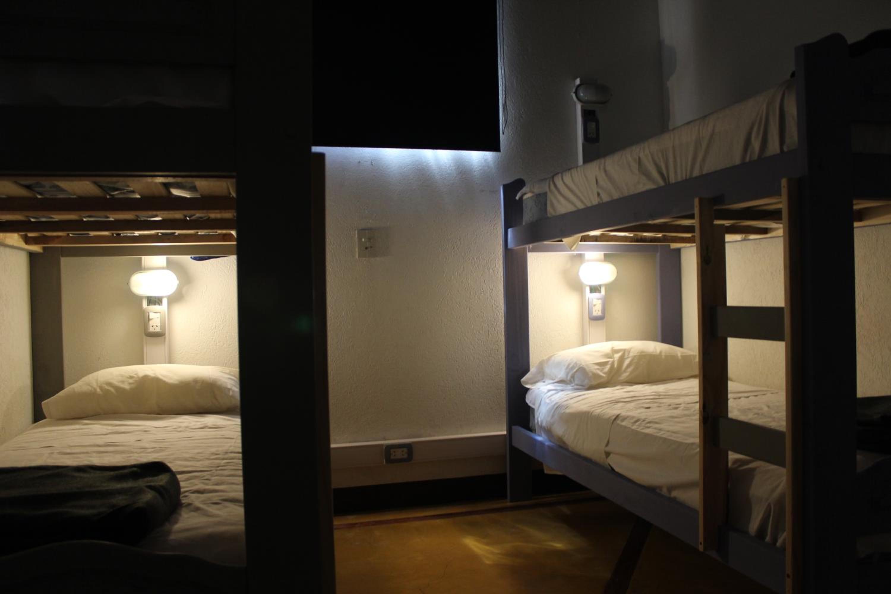 Parla Hostel