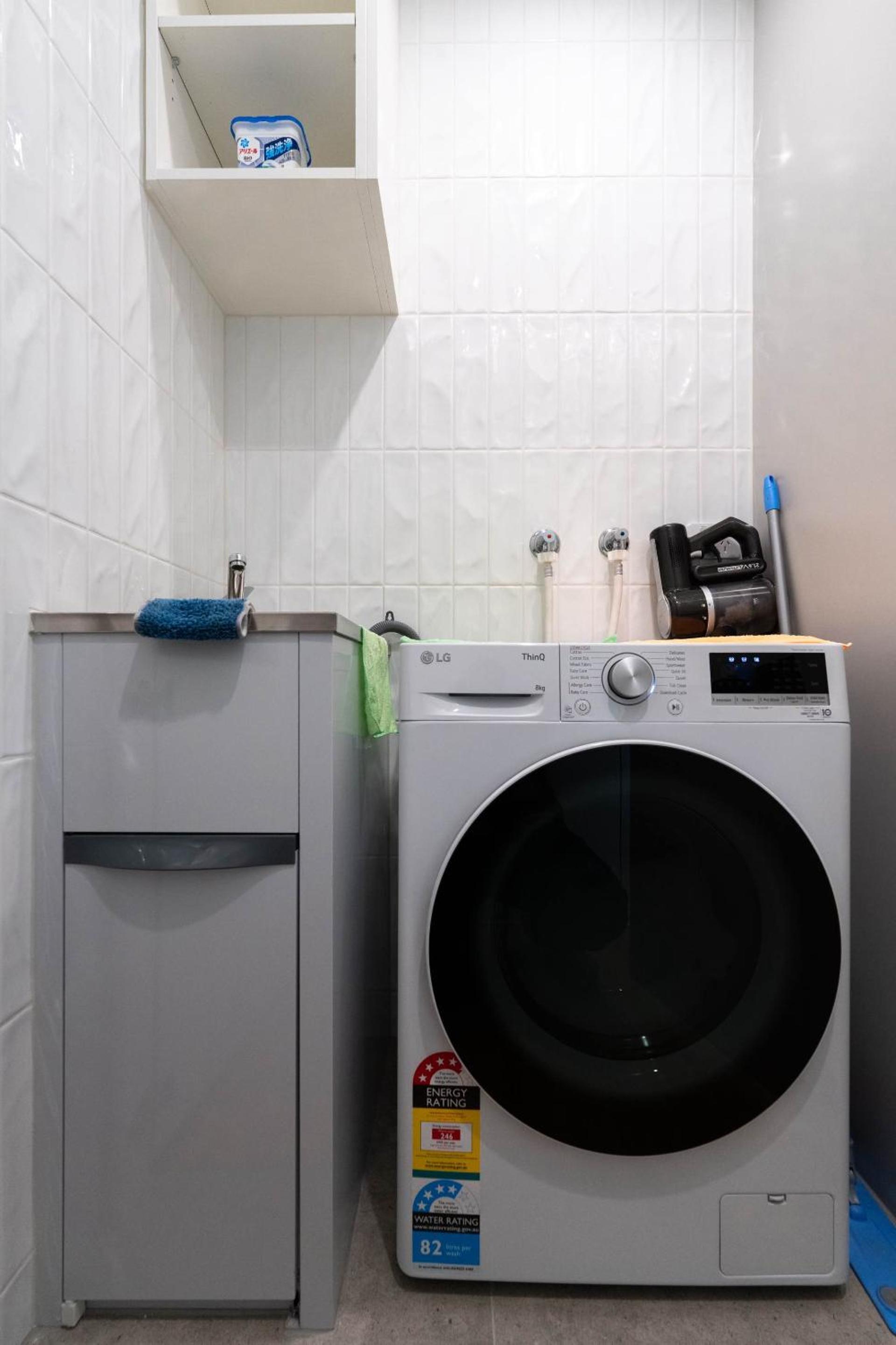 Asteroid B-612 Urban Bliss Retreat