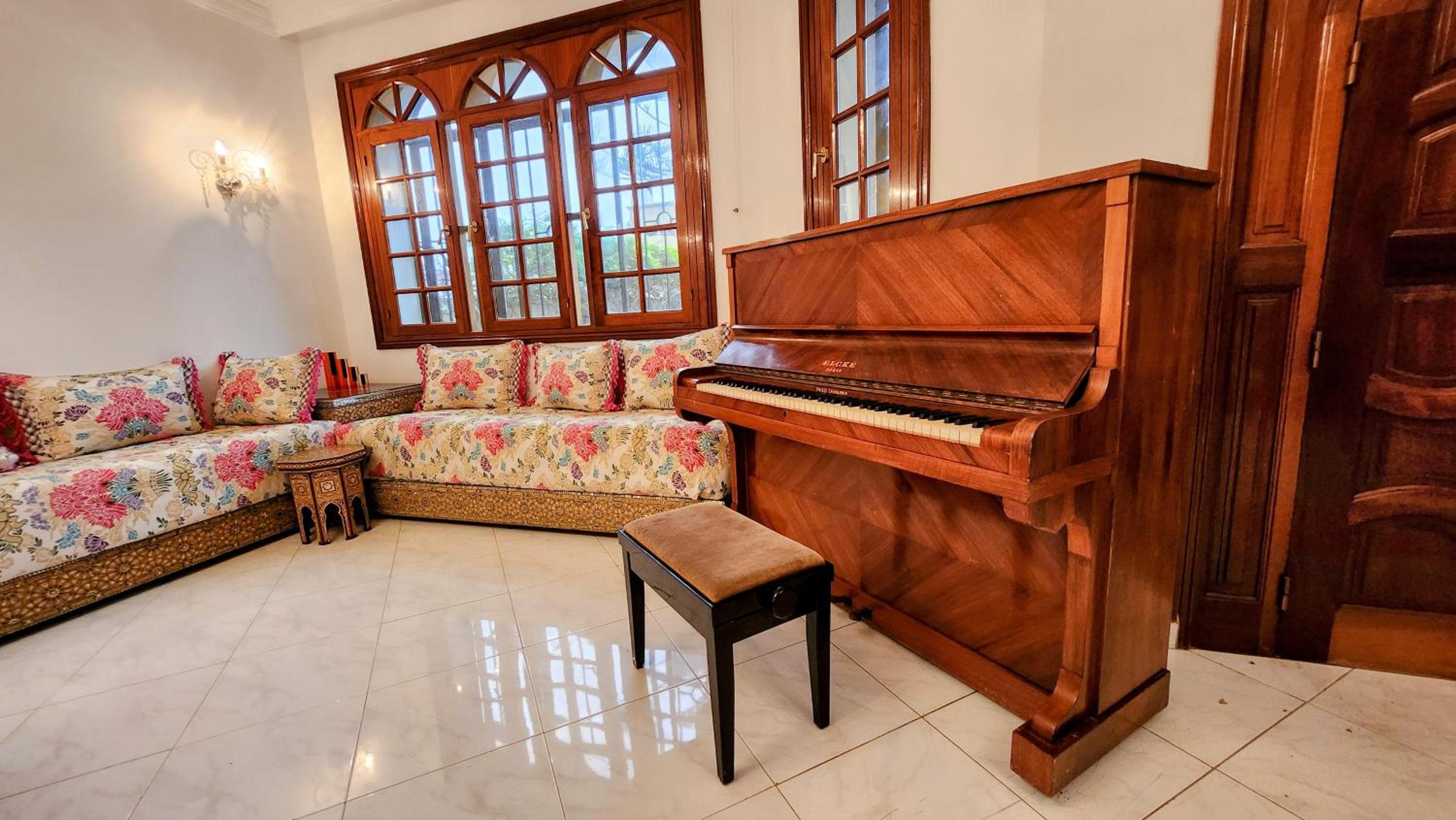 Spacious Harhoura Villa: Perfect for Families (5min to Beach) view 2