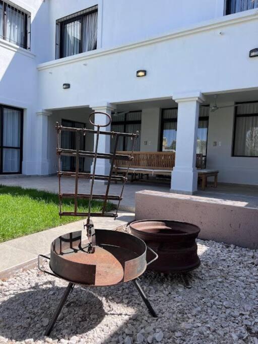 Amplia y luminosa casa con excelente ubicación