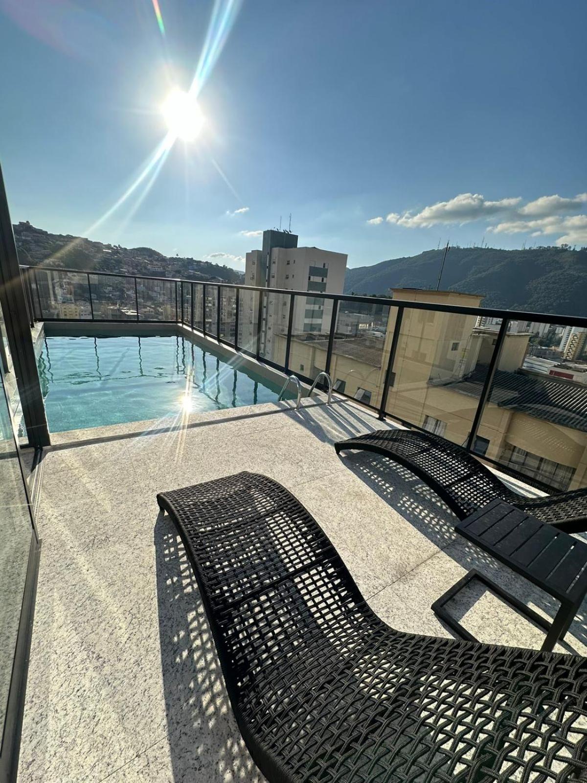Studio central com lazer e spa