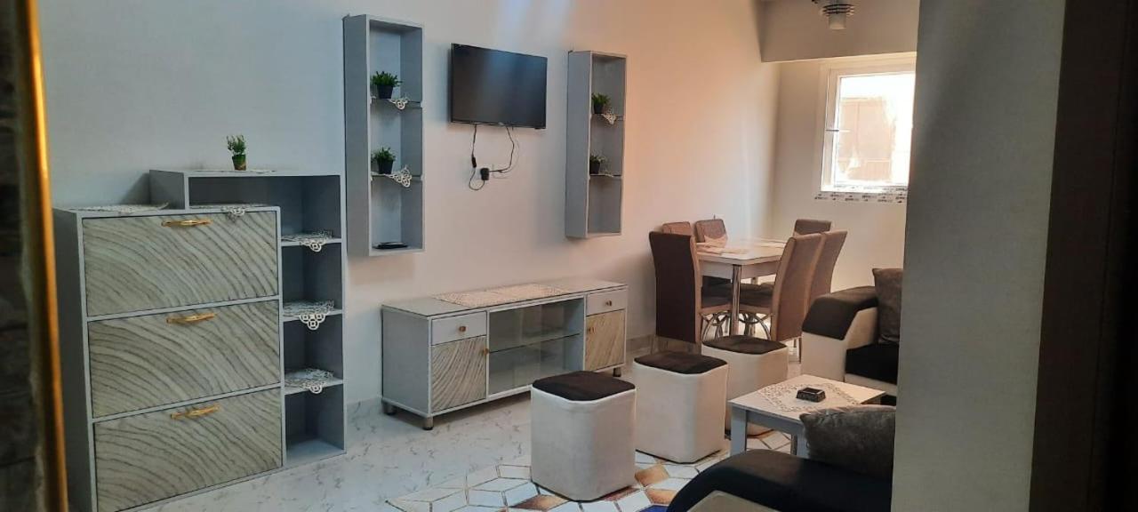 New Apartment for short and long term view 3