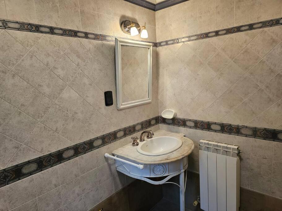 Espectacular casa en exclusivo barrio privado