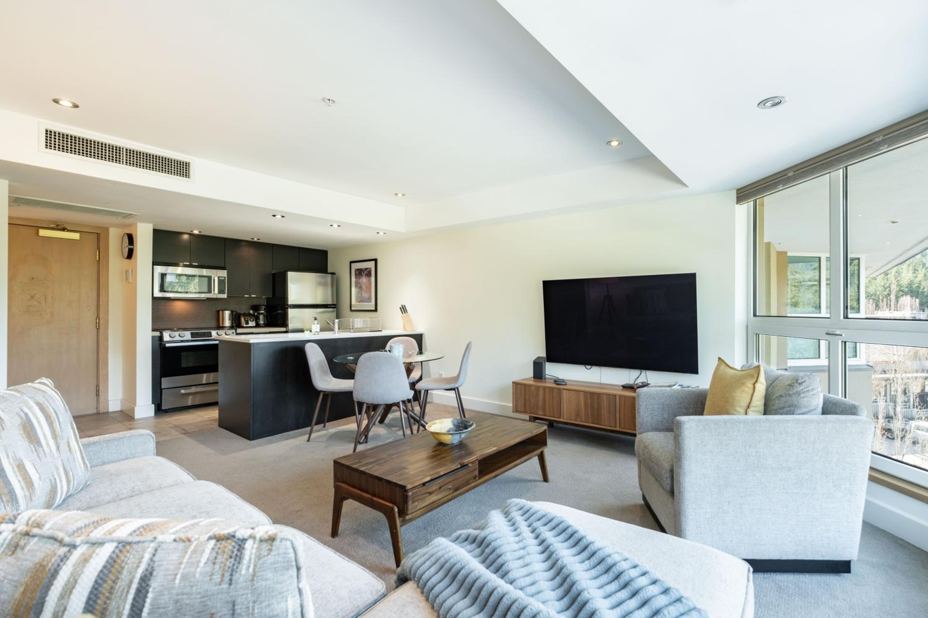 Hotel Le Chamois by Whistler Premier