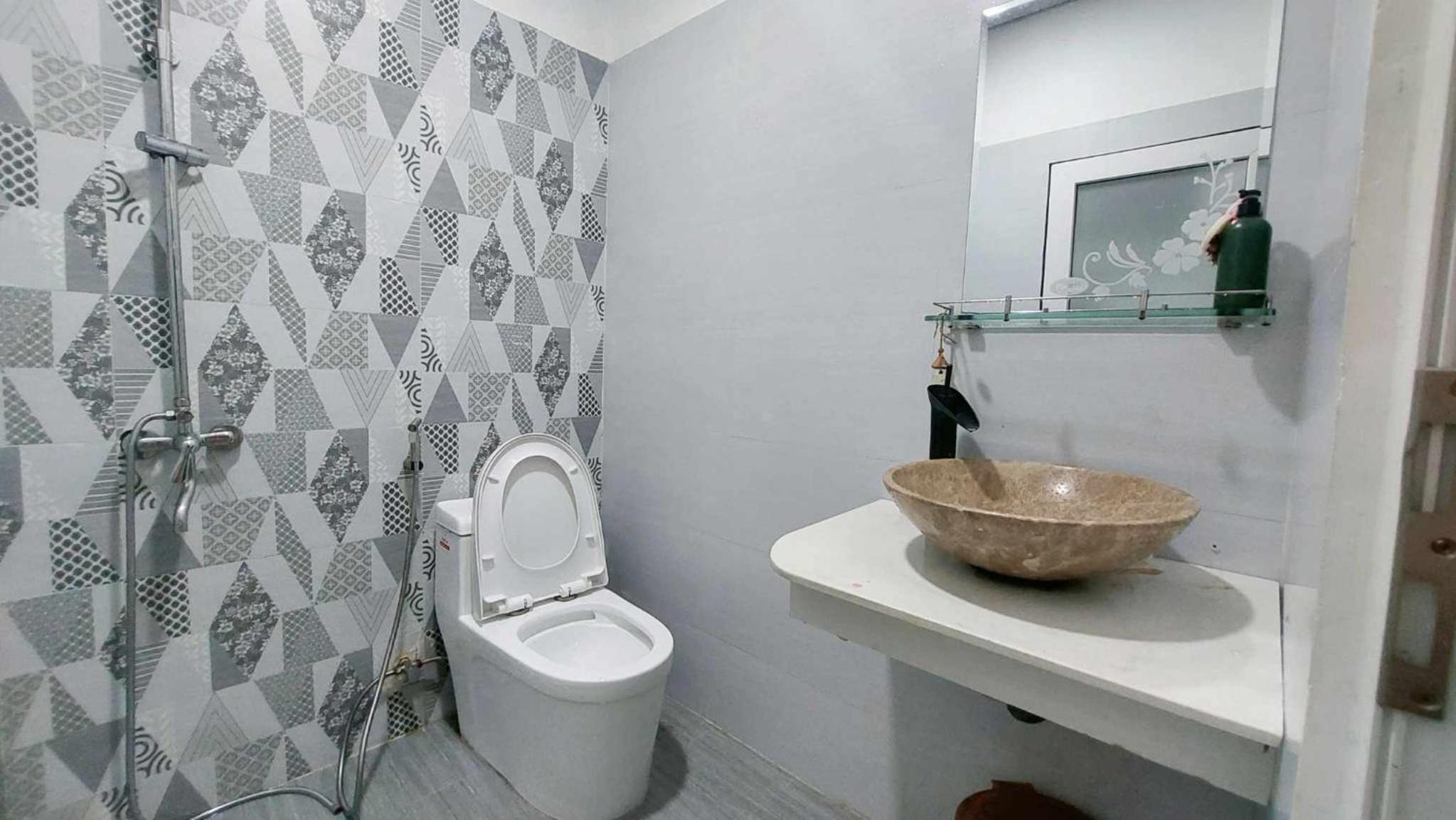 Nhà nguyên căn 2 Phòng Ngủ 2 WC Full Bếp view 5