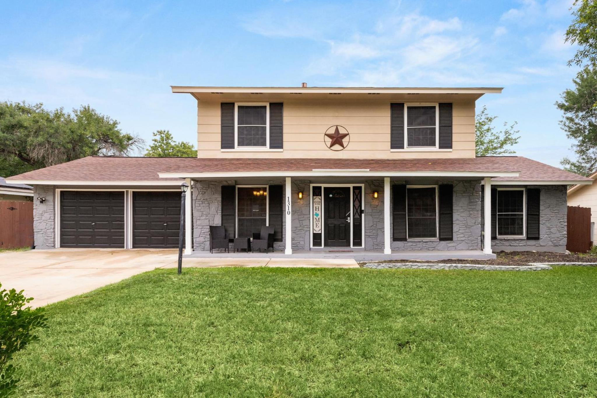 Spacious 4 bedroom with pool-Minutes to Seaworld and lackland AFB view 3