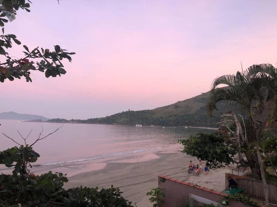Linda Casa, pé na areia na praia da Fortaleza Ubatuba