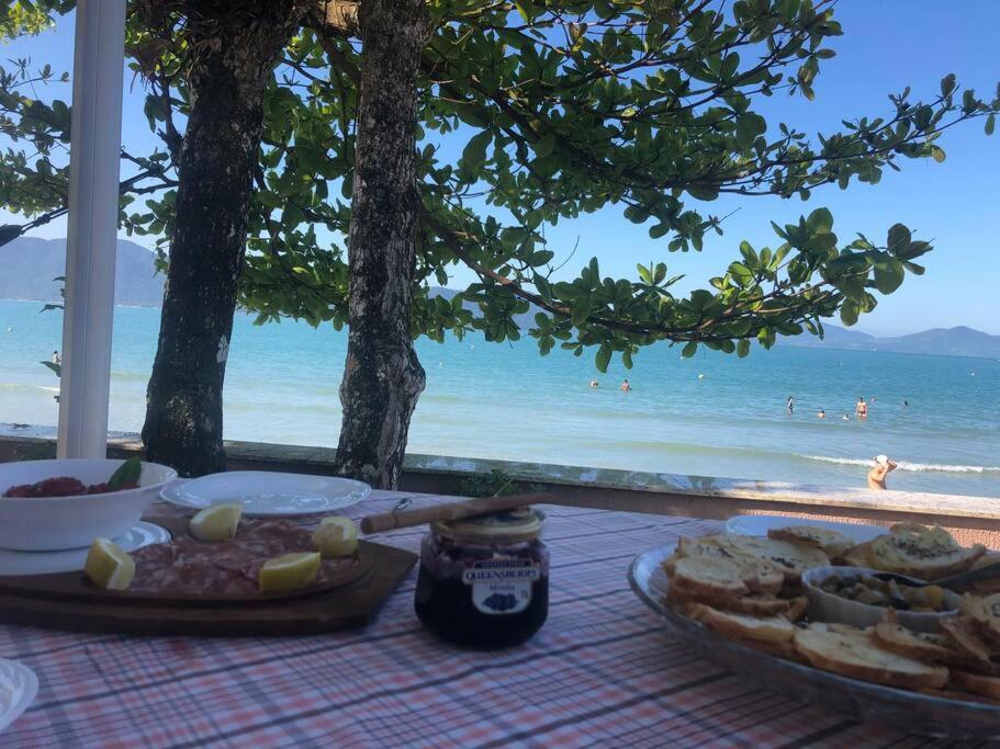 Linda Casa, pé na areia na praia da Fortaleza Ubatuba