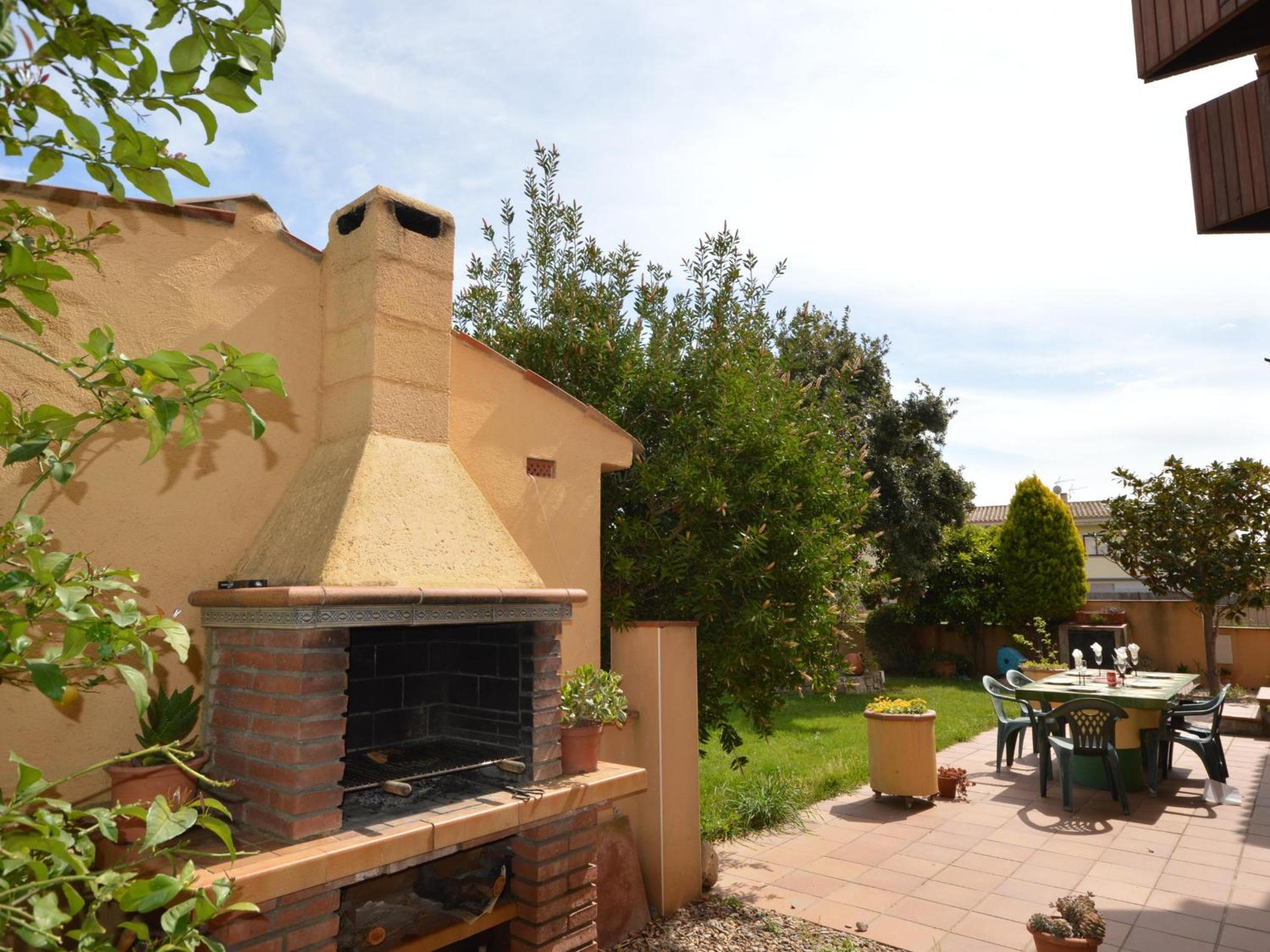 Casa con piscina privada, jardín, barbacoa, wifi y despacho en Costa Brava - ES-89-83 view 5