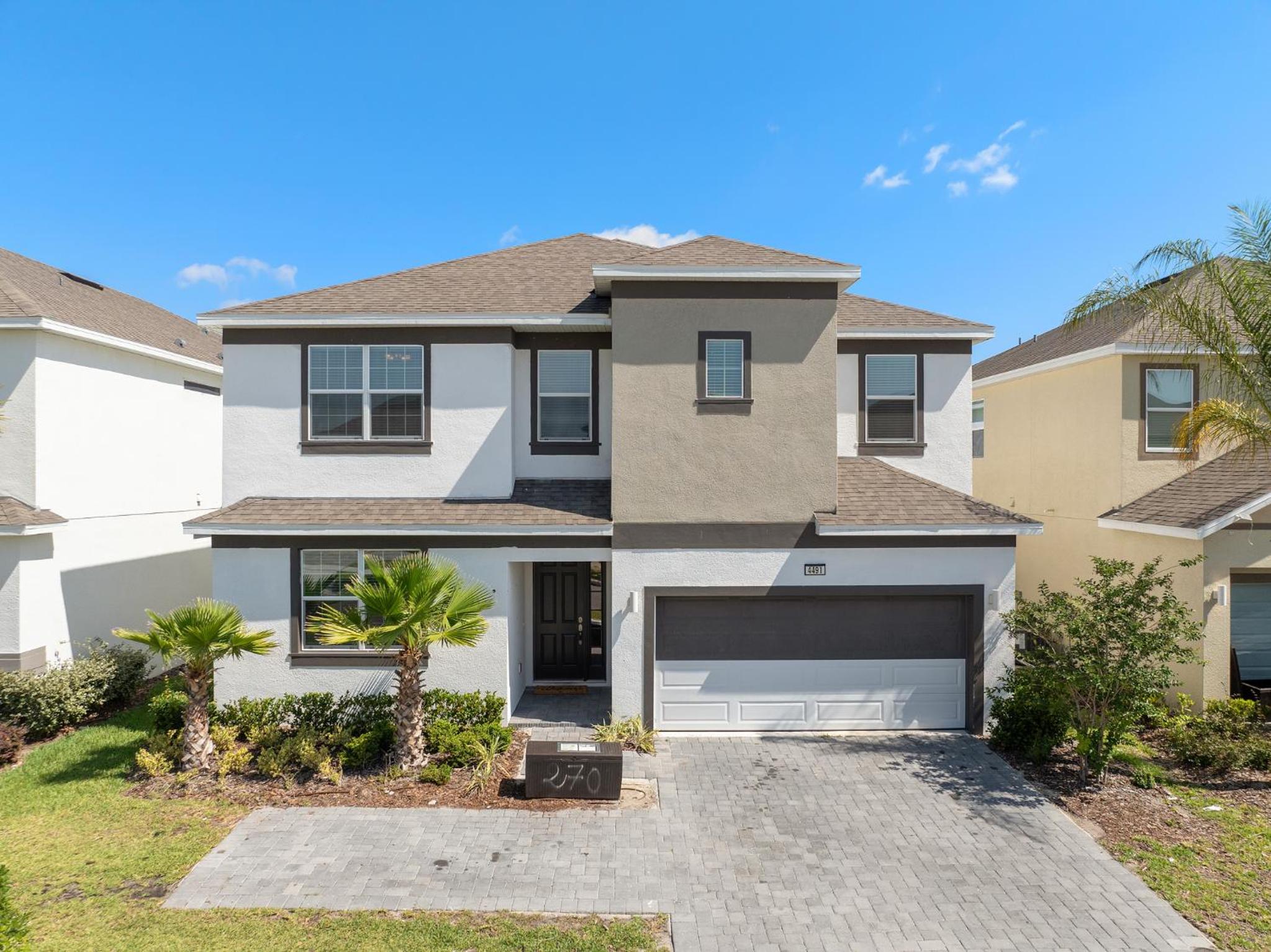 Hotel Cozy Master Room with Private Bath