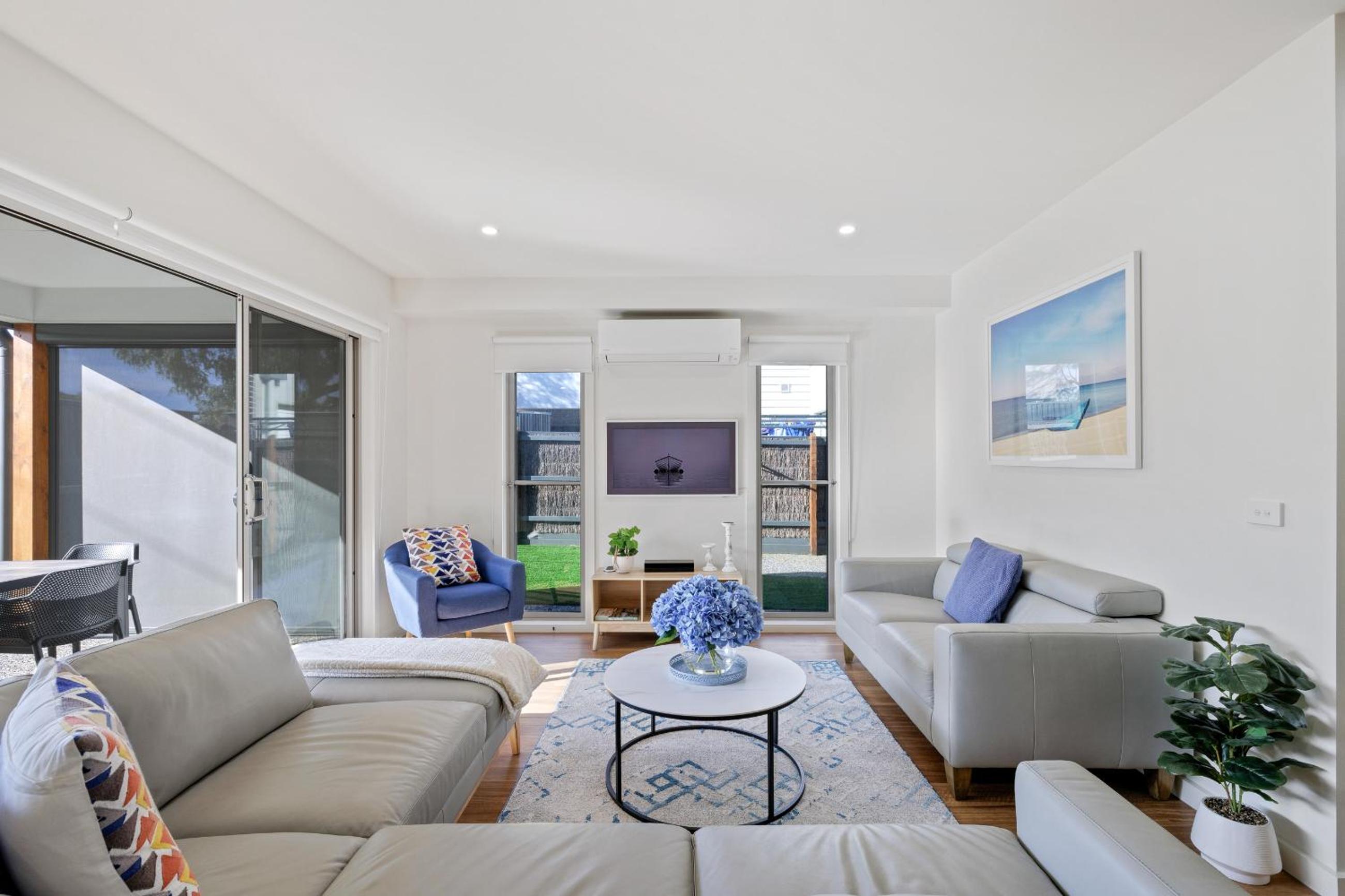 Birchwood Villa Cowes, Pool & Tennis in complex