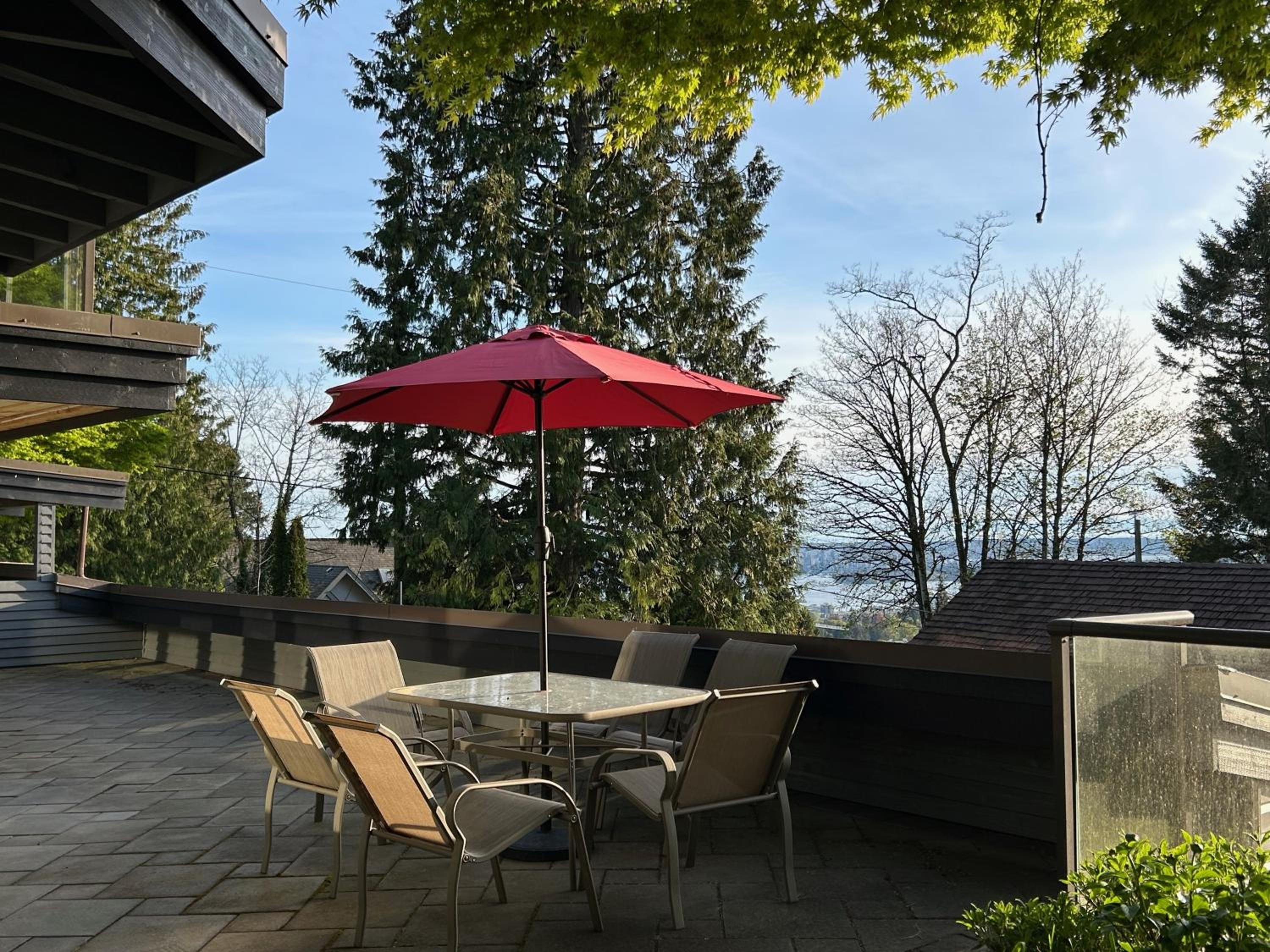 Private Bedroom, Bathroom, Shared Outdoor Pool, Hot Tub