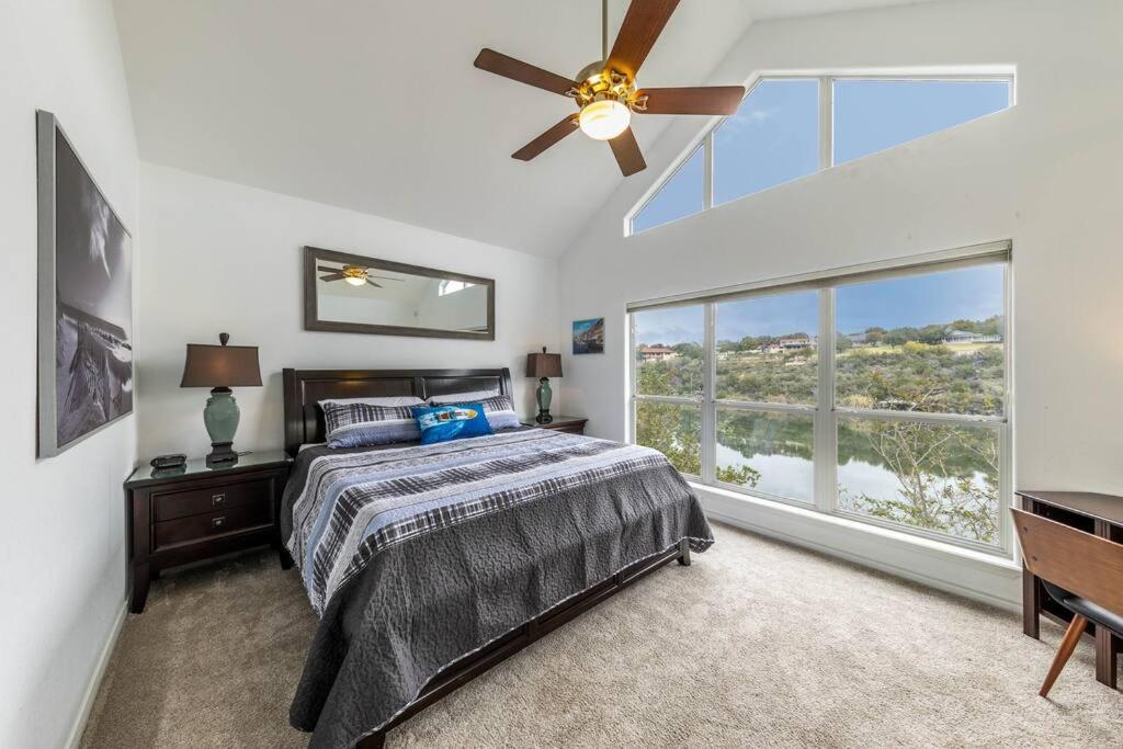A Rare Find! - Bright & Gorgeous Lake Home in Marble Falls view 5